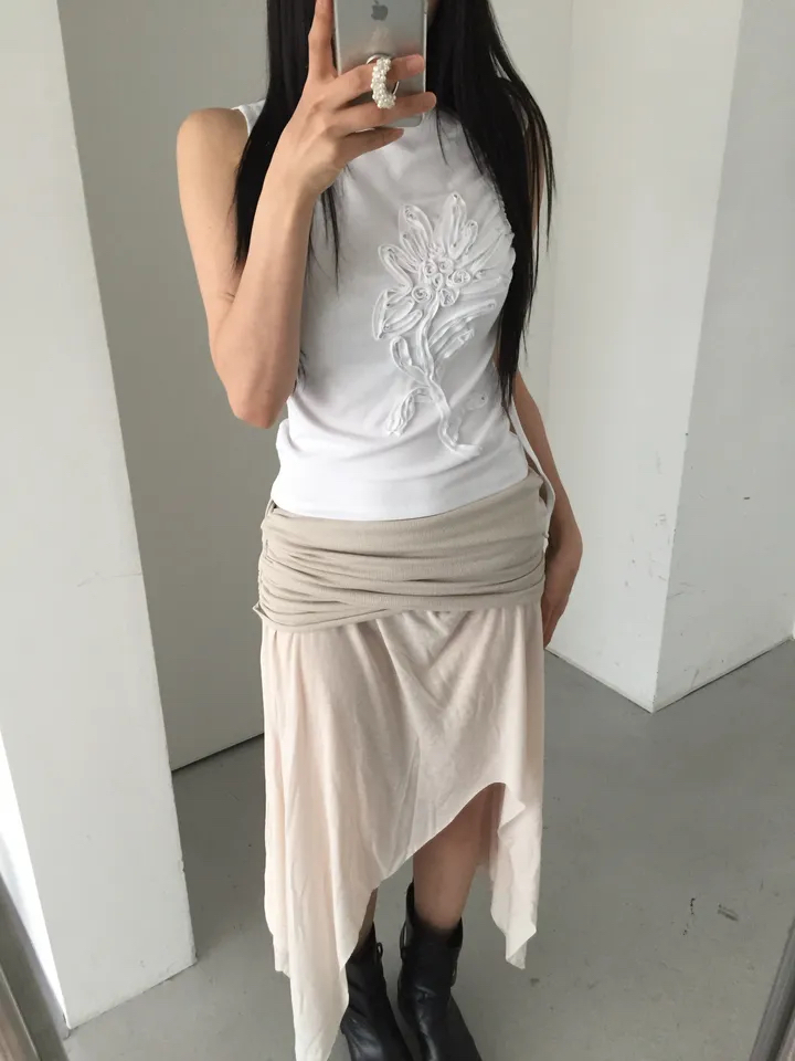 Floral Applique Ruched Tank Top