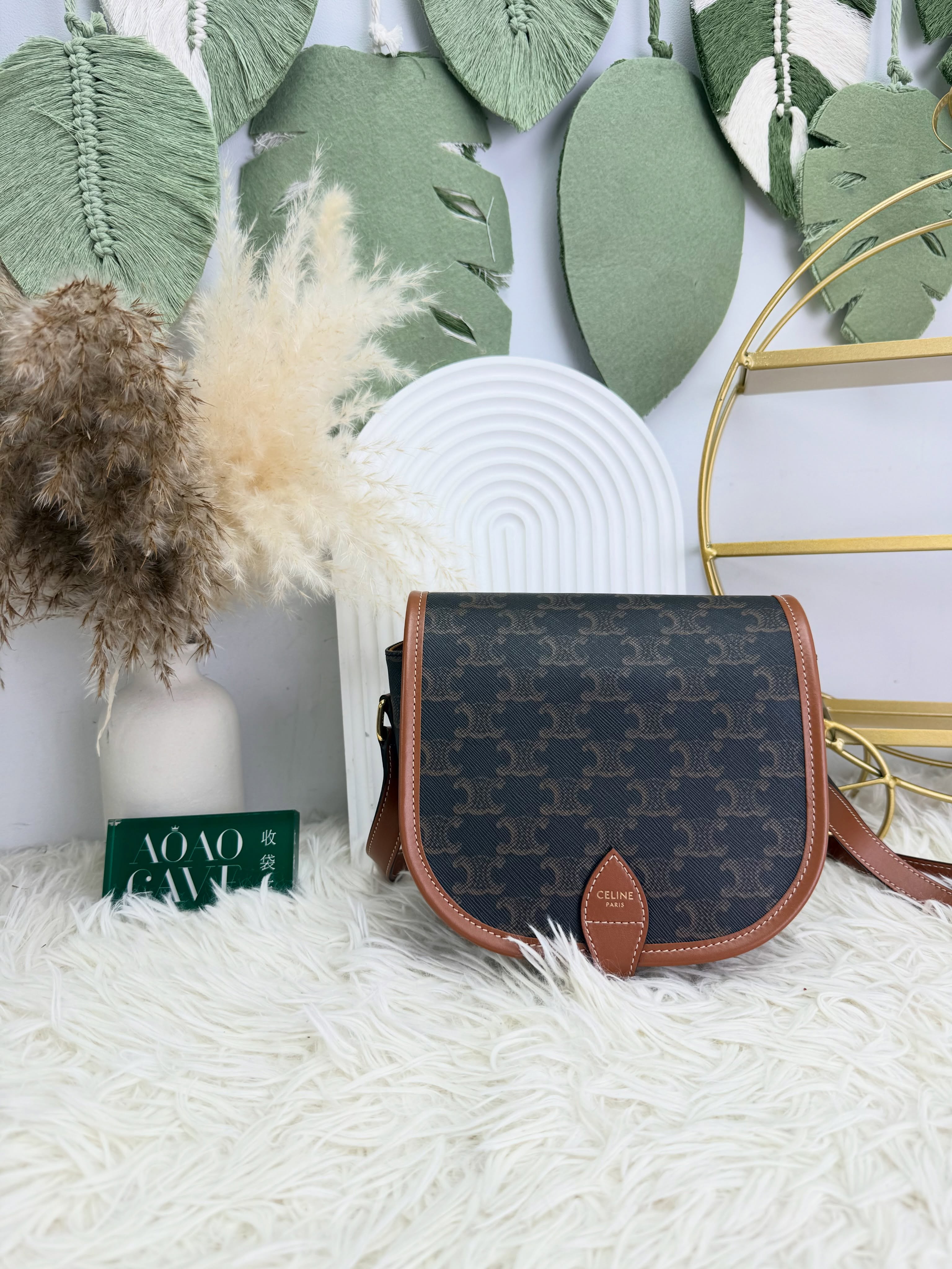 Celine🤍PRE OWNED Triomphe Folco 啡色馬鞍包 🤎