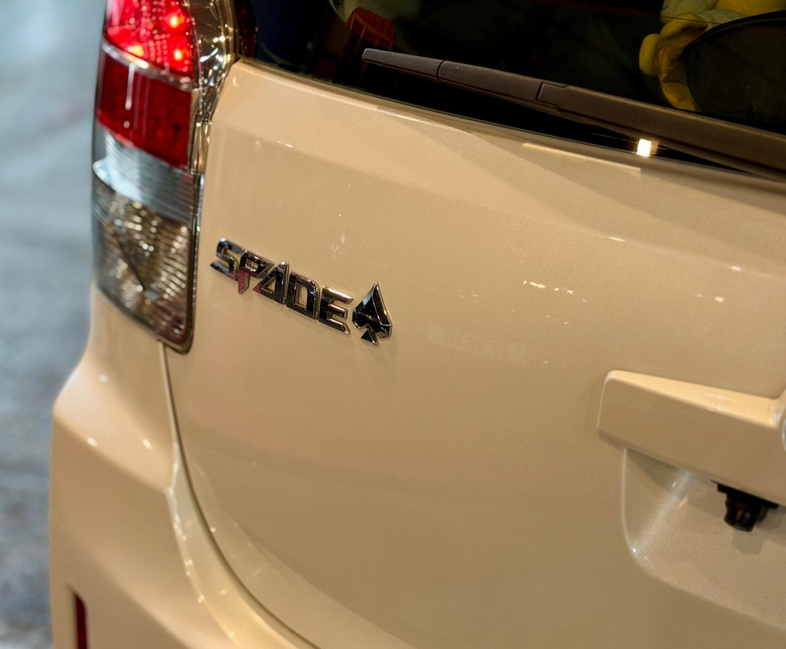 Toyota SPADE 1.5 Modellista 2015