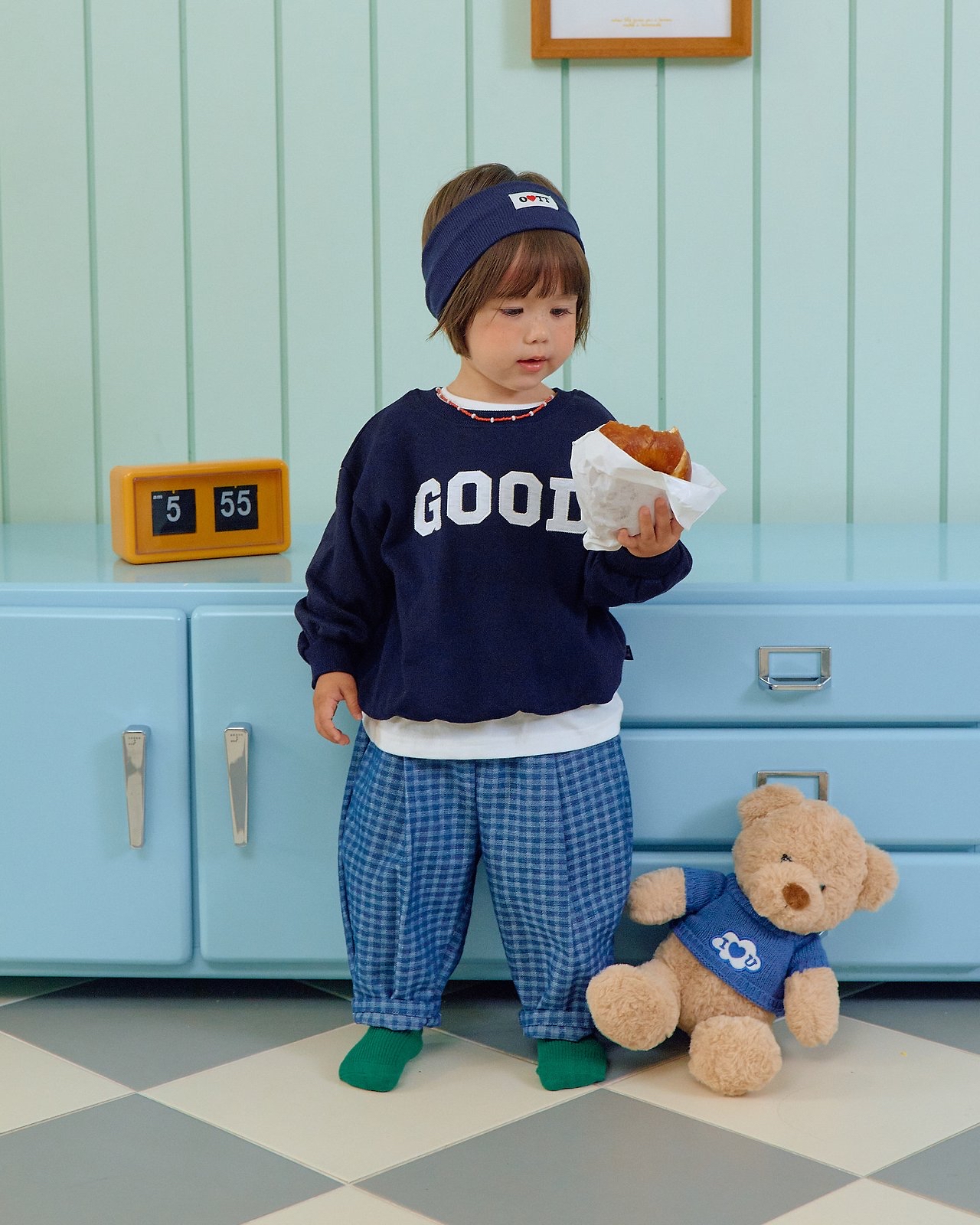 OOTT | GOOD Sweatshirt Kids (Family Look)