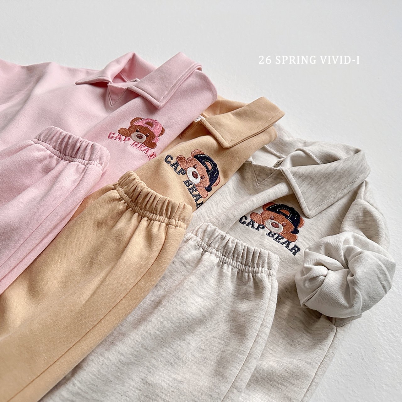 🌸預訂 韓國直送🌸🇰🇷VIVIDI三色帽子小熊刺繡長袖翻領上下套裝