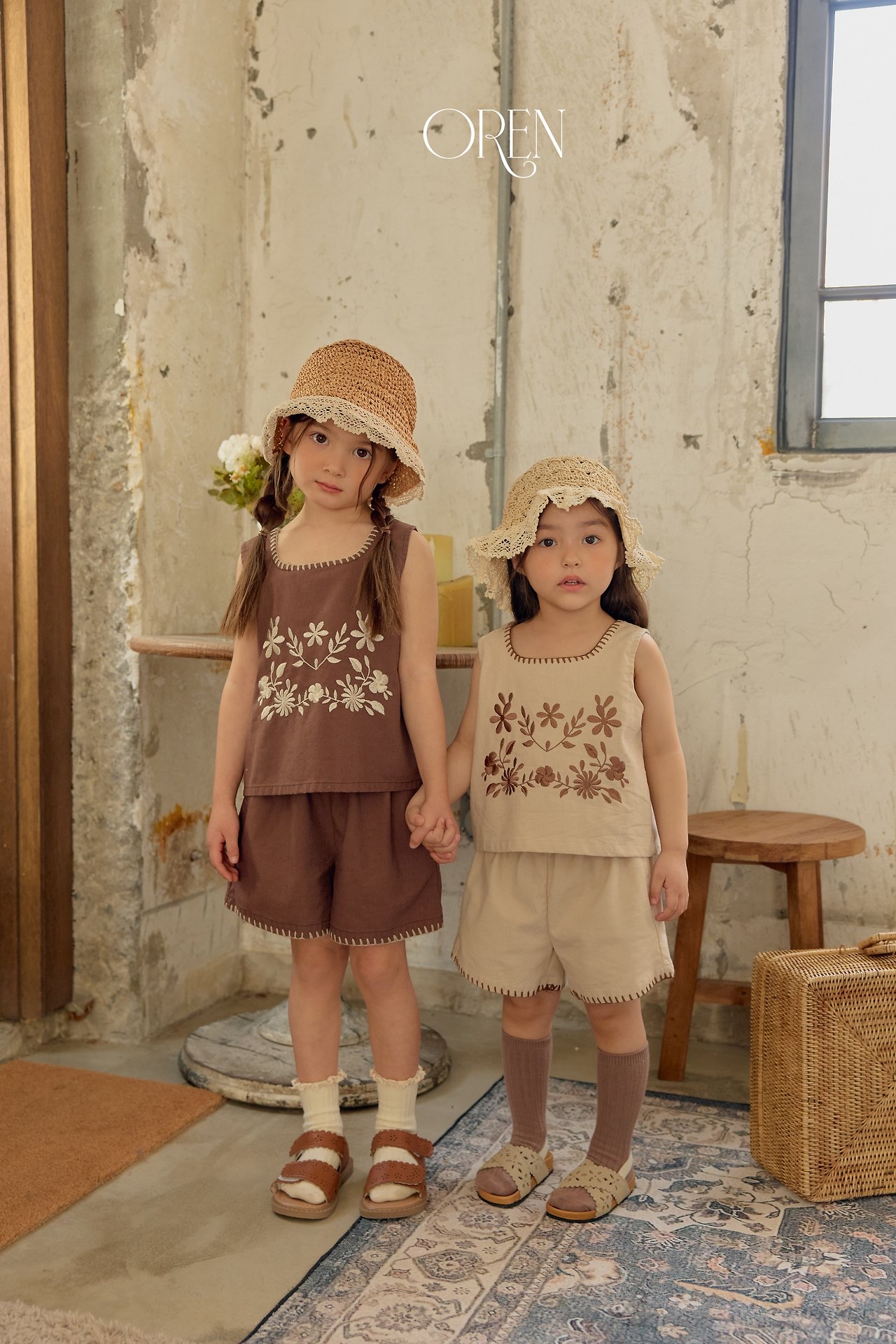 ☀️預訂 韓國直送☀️🇰🇷Oren花卉刺繡背心短褲上下套裝