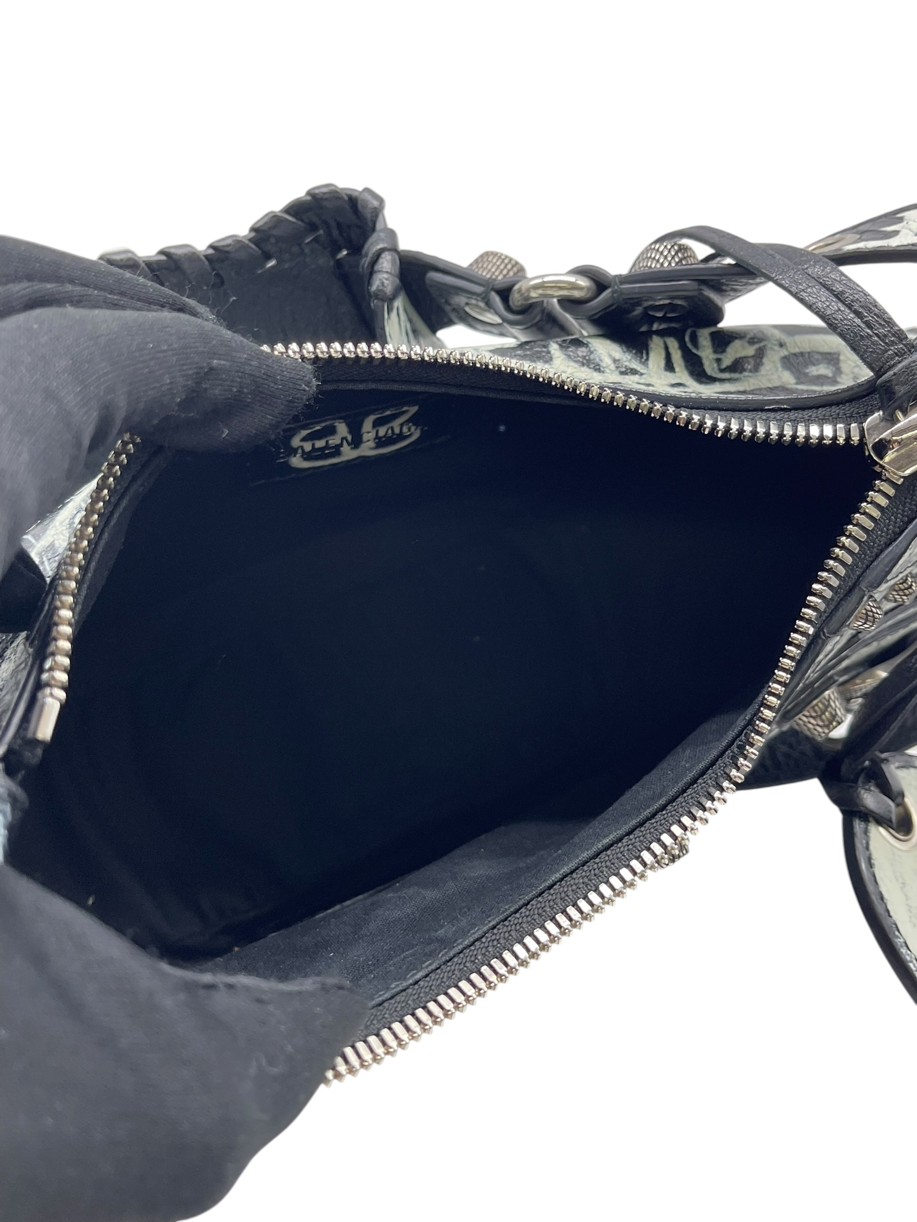 Pre-owned Balenciaga Le Cagole Graffiti / Product Code : 072702