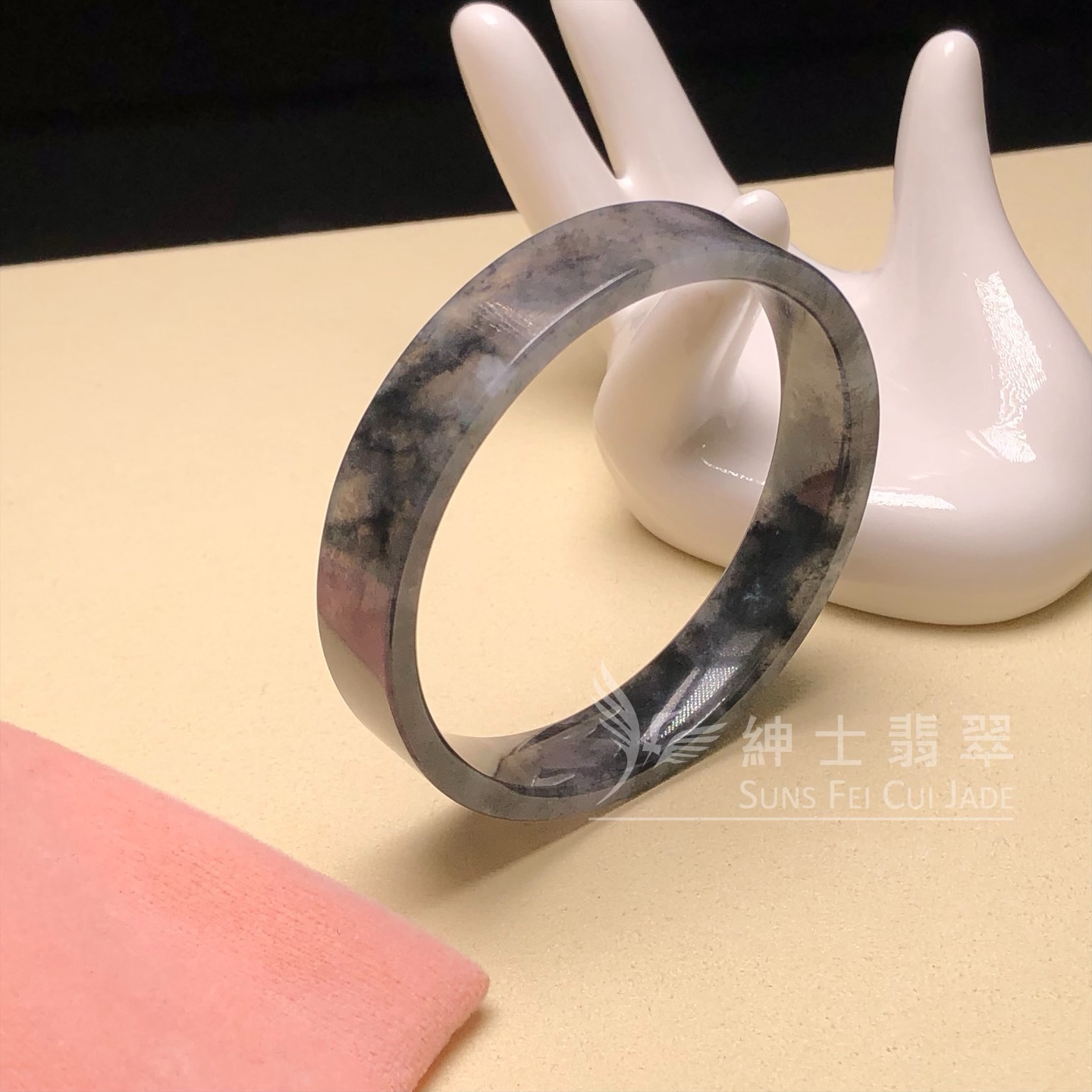 山水烏雞方鐲48.2mm