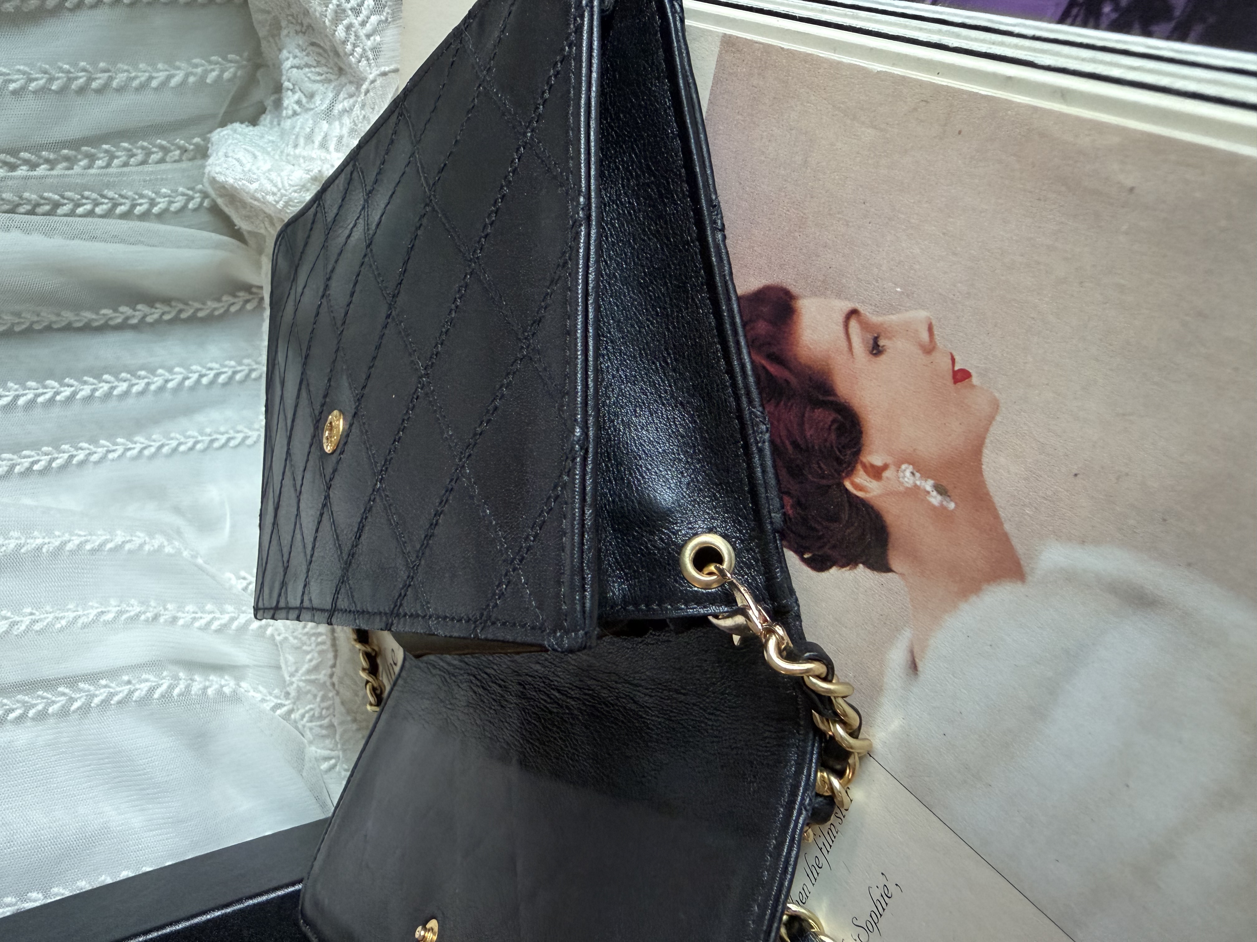 chanel cc black matelasse  black leather flap cutch bag