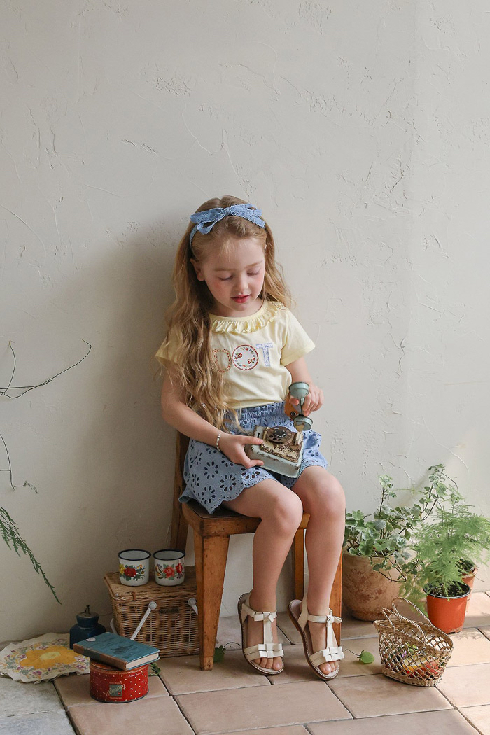 🇰🇷puella_Flo tee