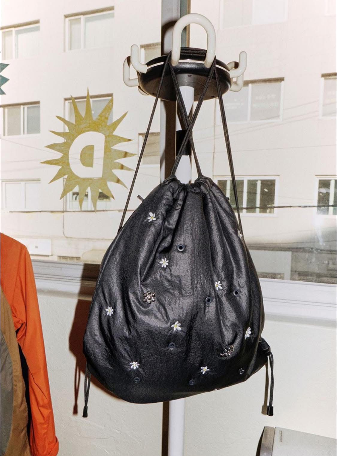 COLLER x Zo&Friends 索繩背囊(包兩個銀扣）