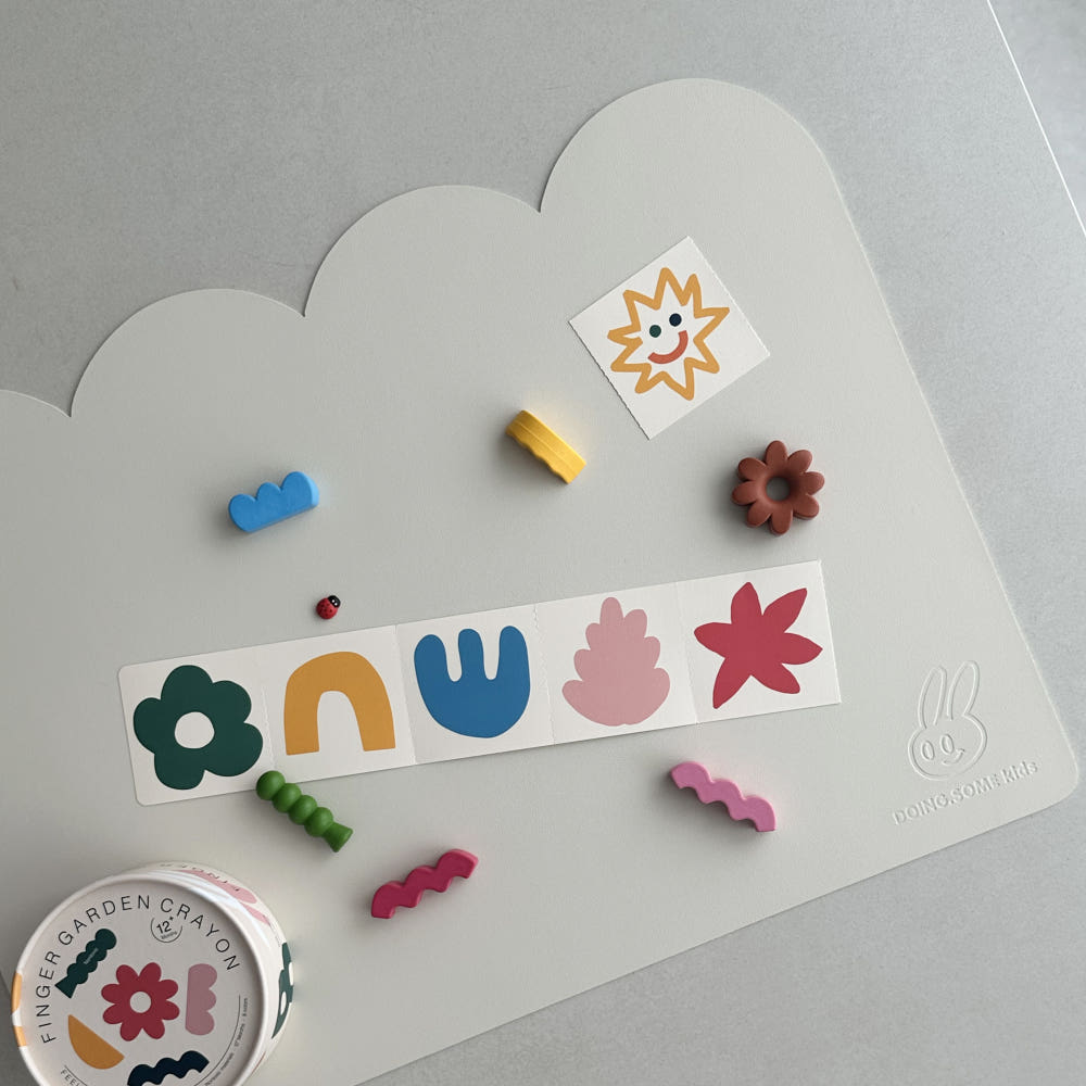 Table play mat