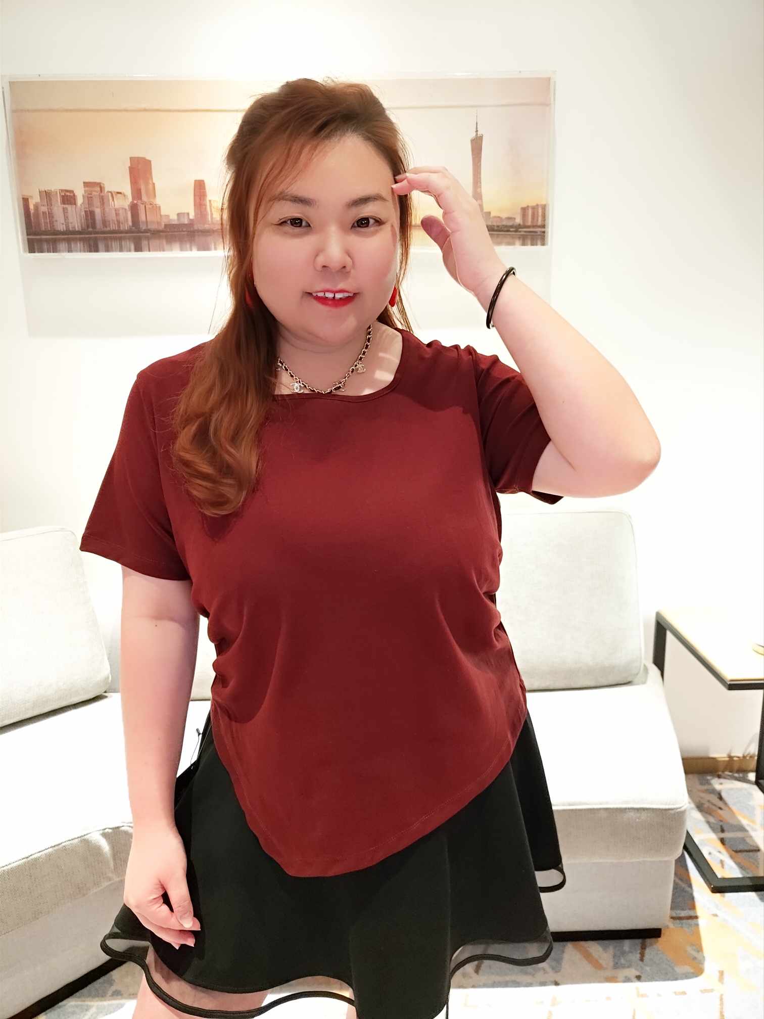 YCE05 931 方领显瘦收腰不规则上衣