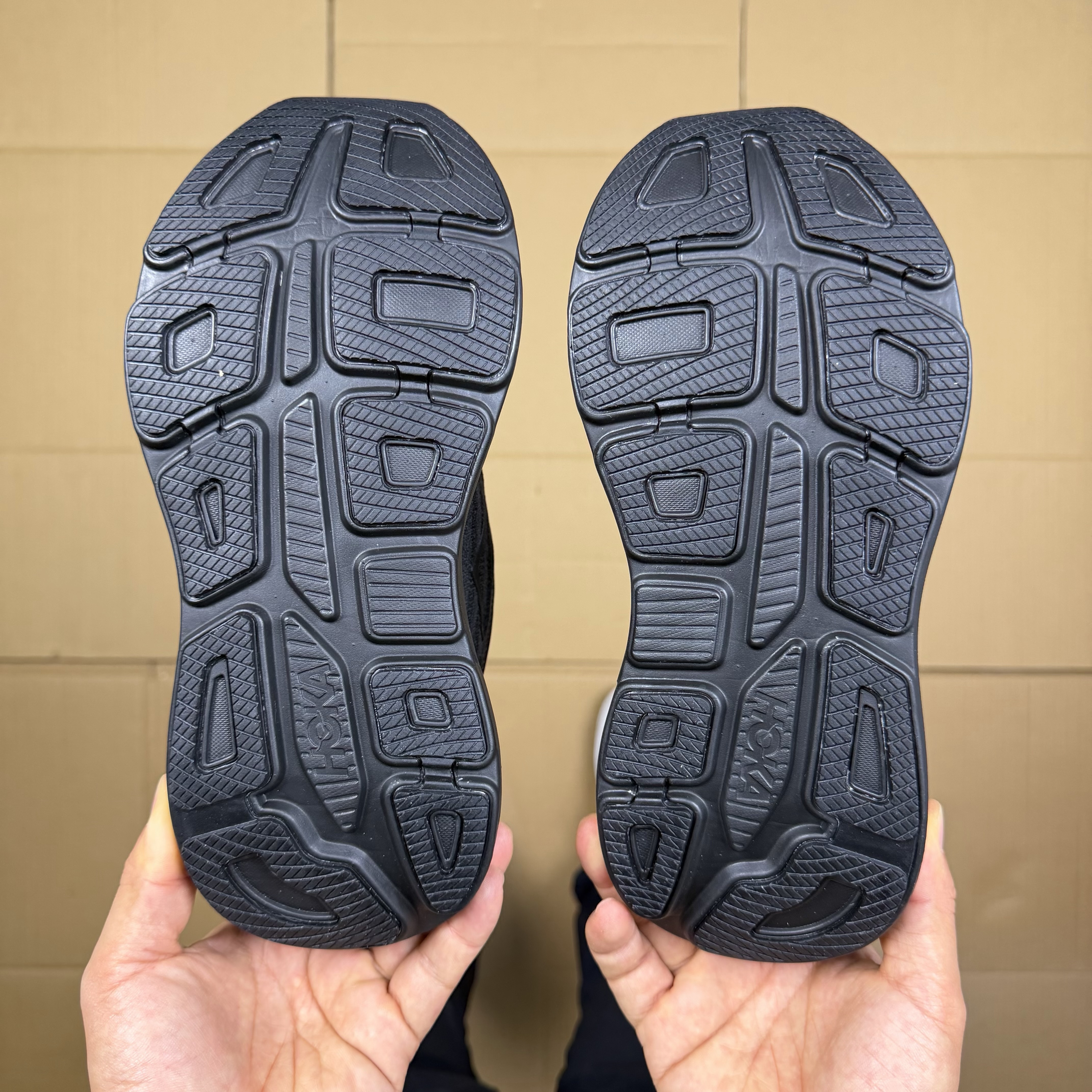 Hoka One One Bondi 9 