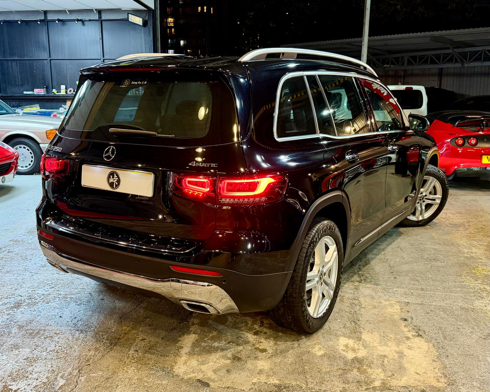 Mercedes-Benz GLB250 4 MATIC 2020