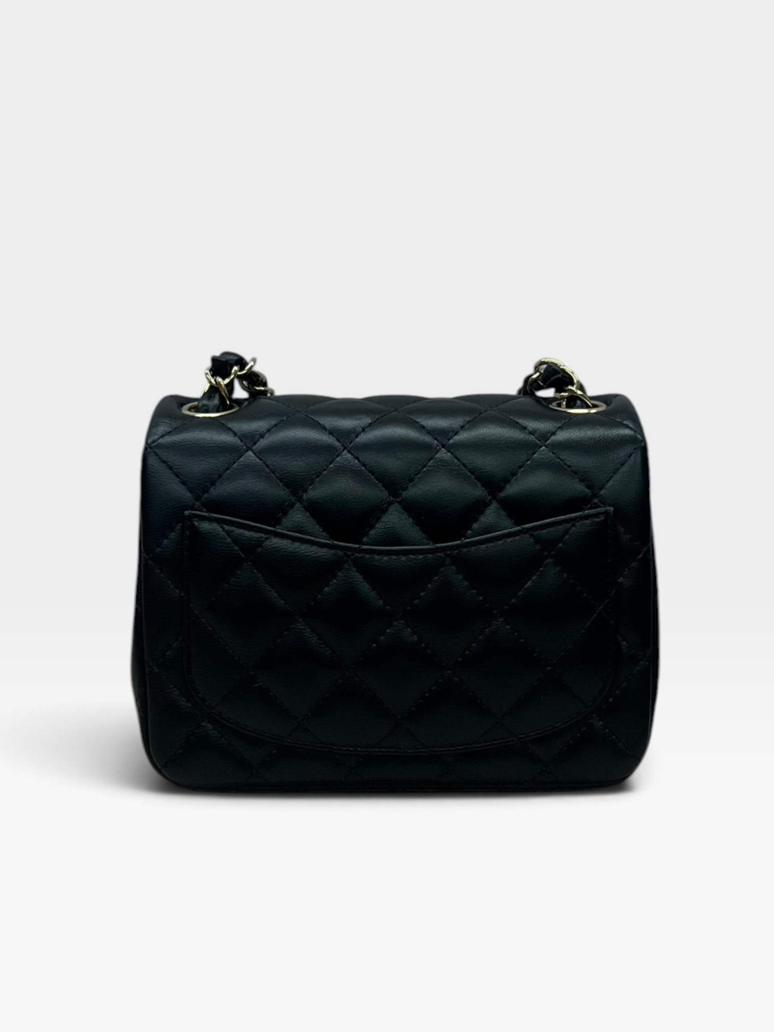 Pre-Owned Chanel Mini Classic Flap/ Product Code: 