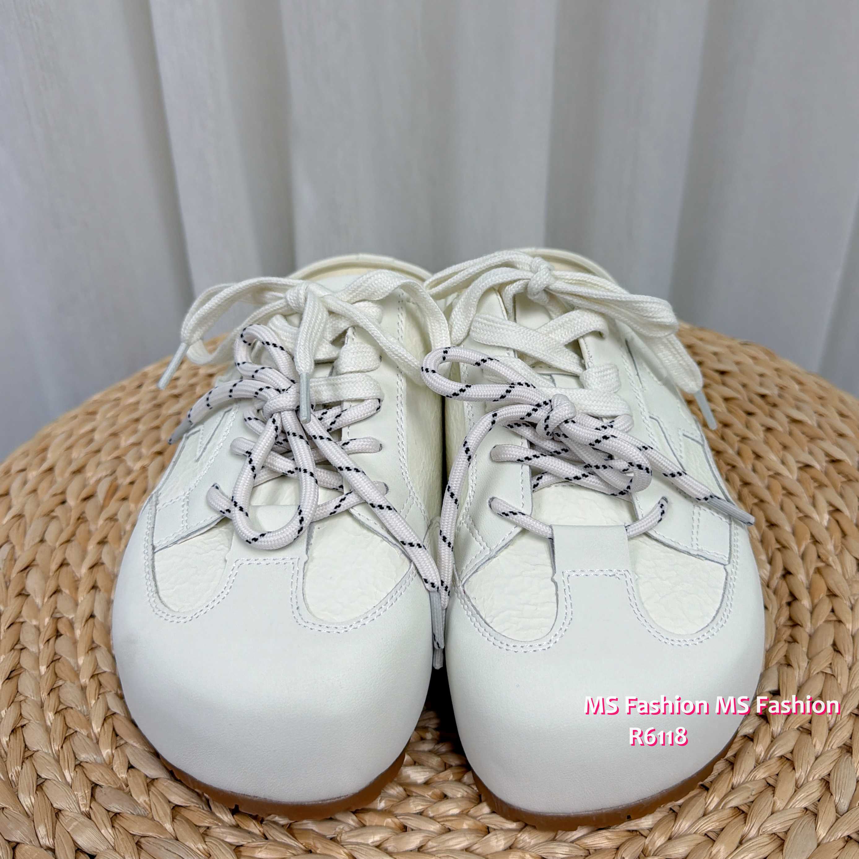 R6118 韓國🇰🇷真皮星星後拖sneakers