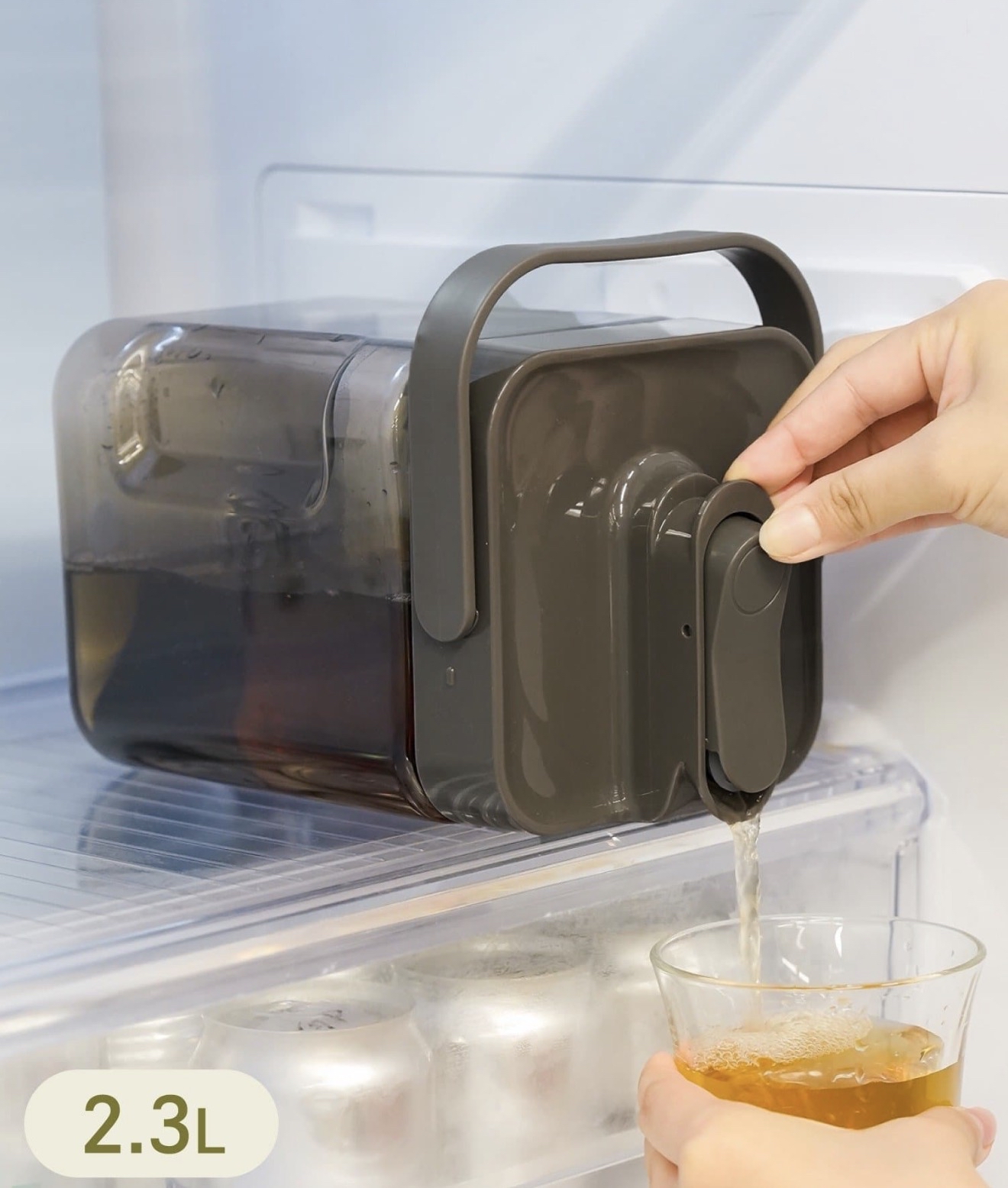 日本 3coins 可以打橫放既大大個水壺2.3L