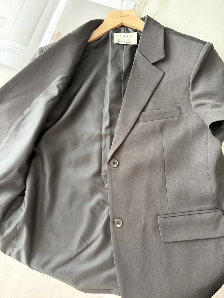 Aveline Relaxed Fit Blazer (Charcoal)