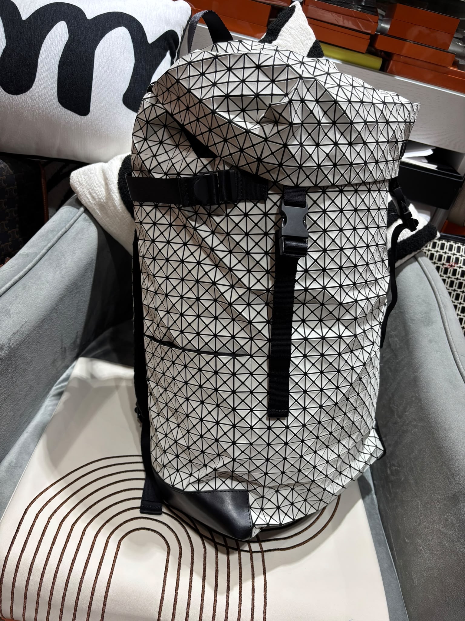 Issey Miyake Men’s Hiker Backpack 100%Authentic, 98%New ✅Dust bag