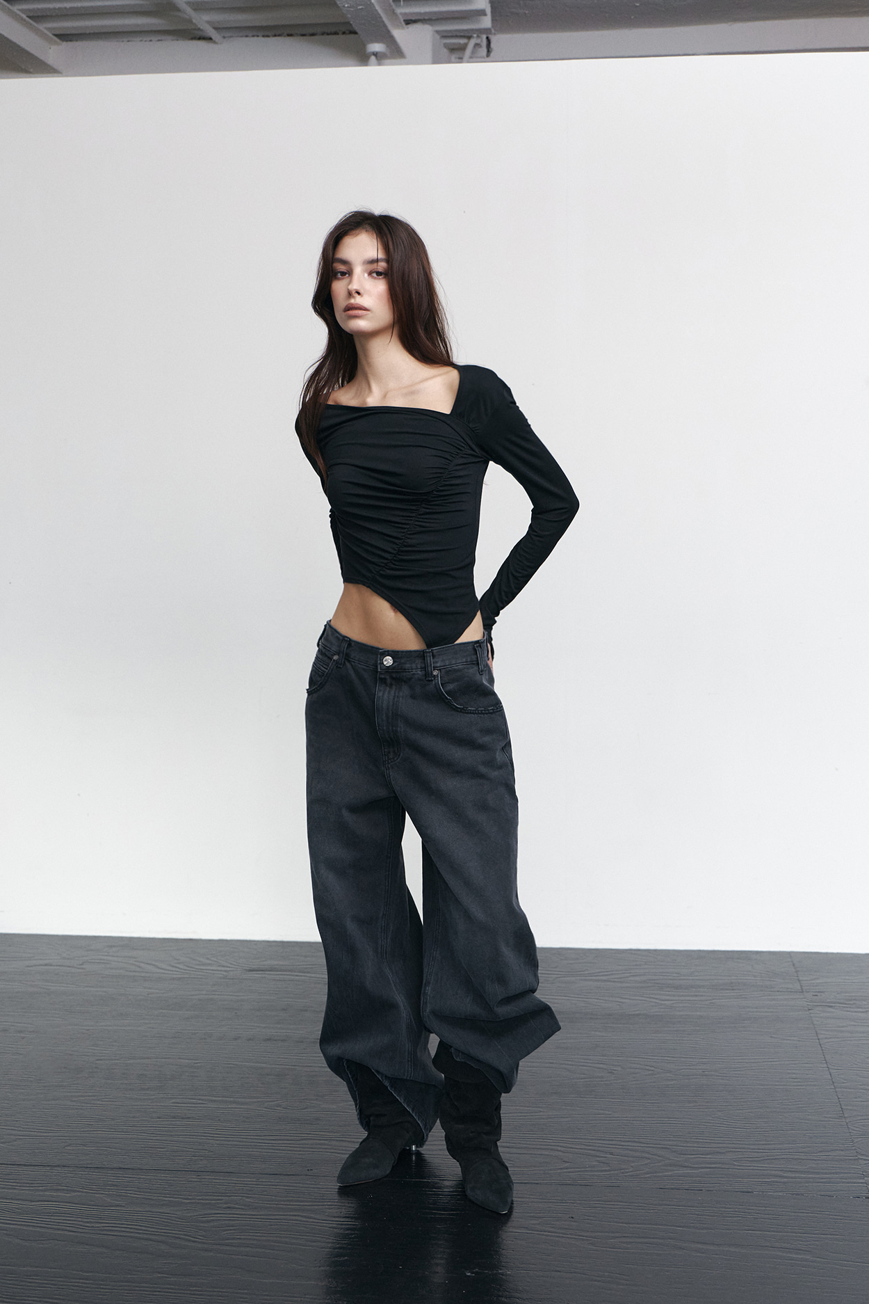 pleaseNOFOLLOW - Sadie Unbal Shirring Long Sleeve Top (Black)