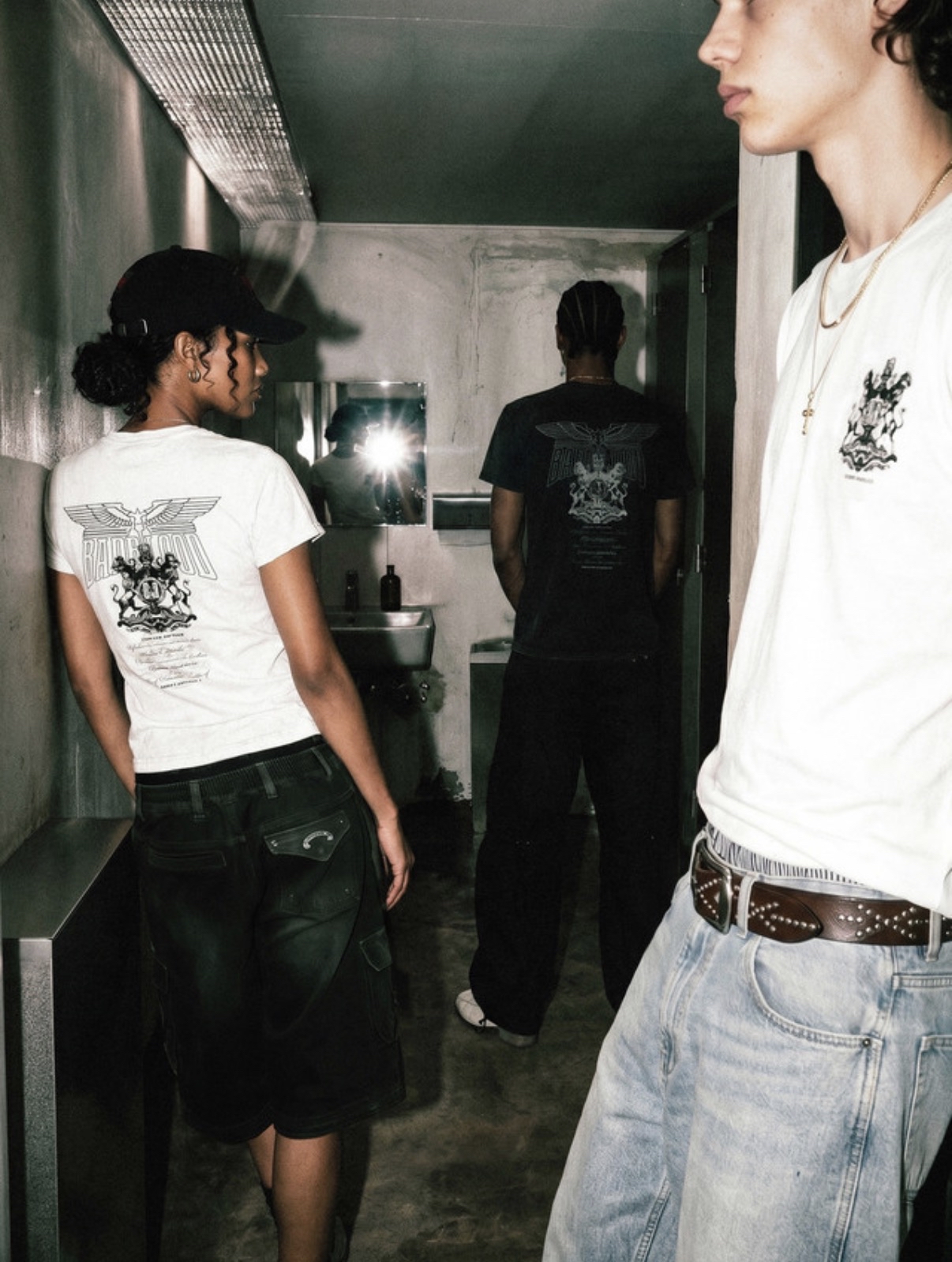 BADBLOOD新款[w-tee26-172] Lion Crest Print 1/2 T-Shirt - Black