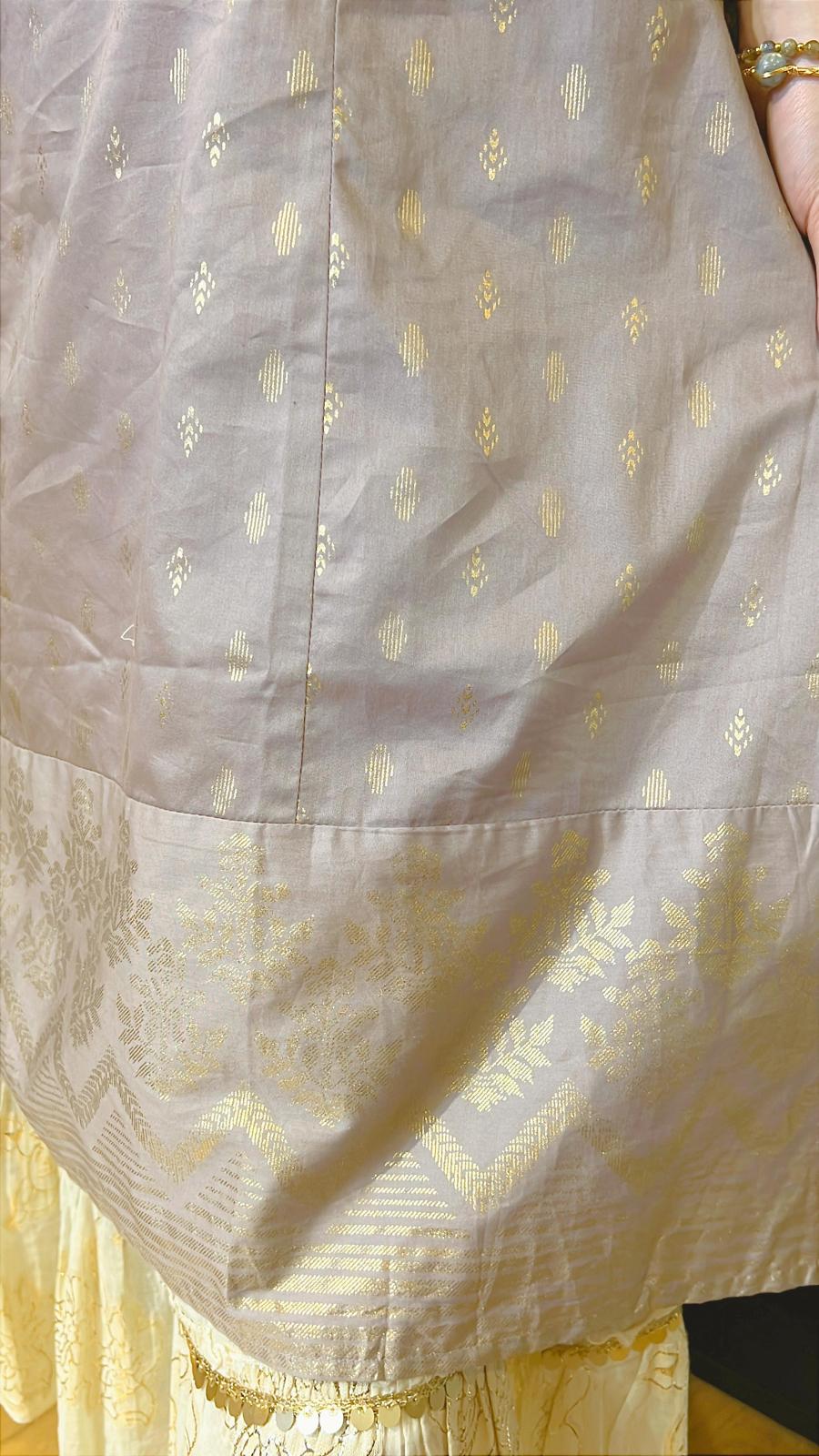 Light taro big V emb. soft Mid-sleeve OP 43" #1007