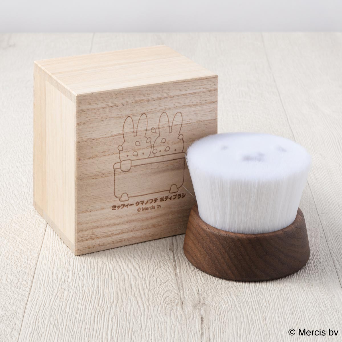 預購 miffy Kumanofude Body Bath Brush