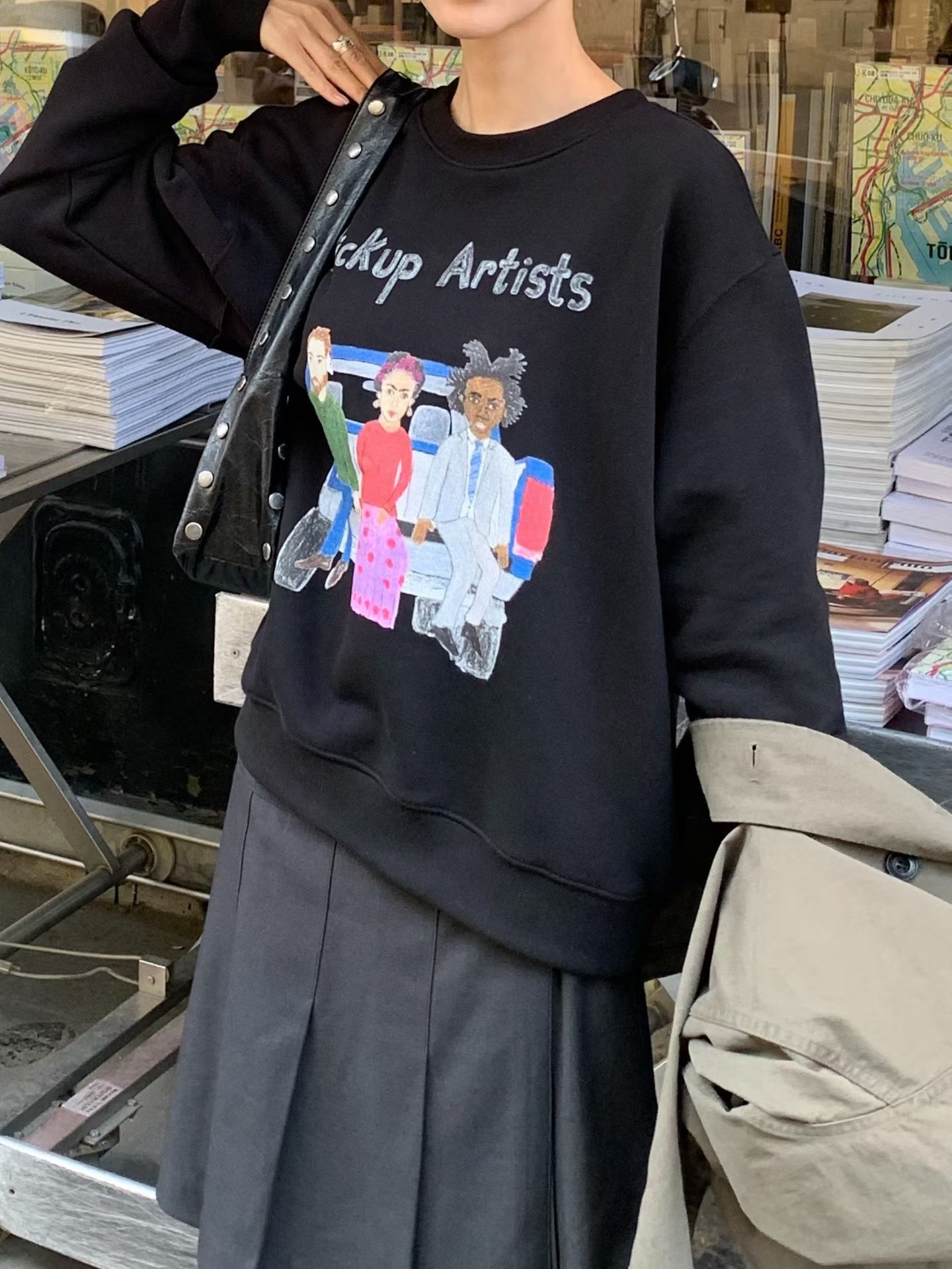 Artistic print sweatshirt