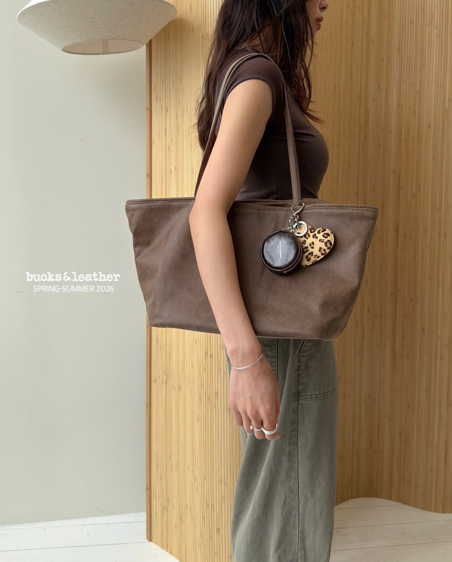 【26SS 】預訂_Middle Shopper by Bucks & Leather
