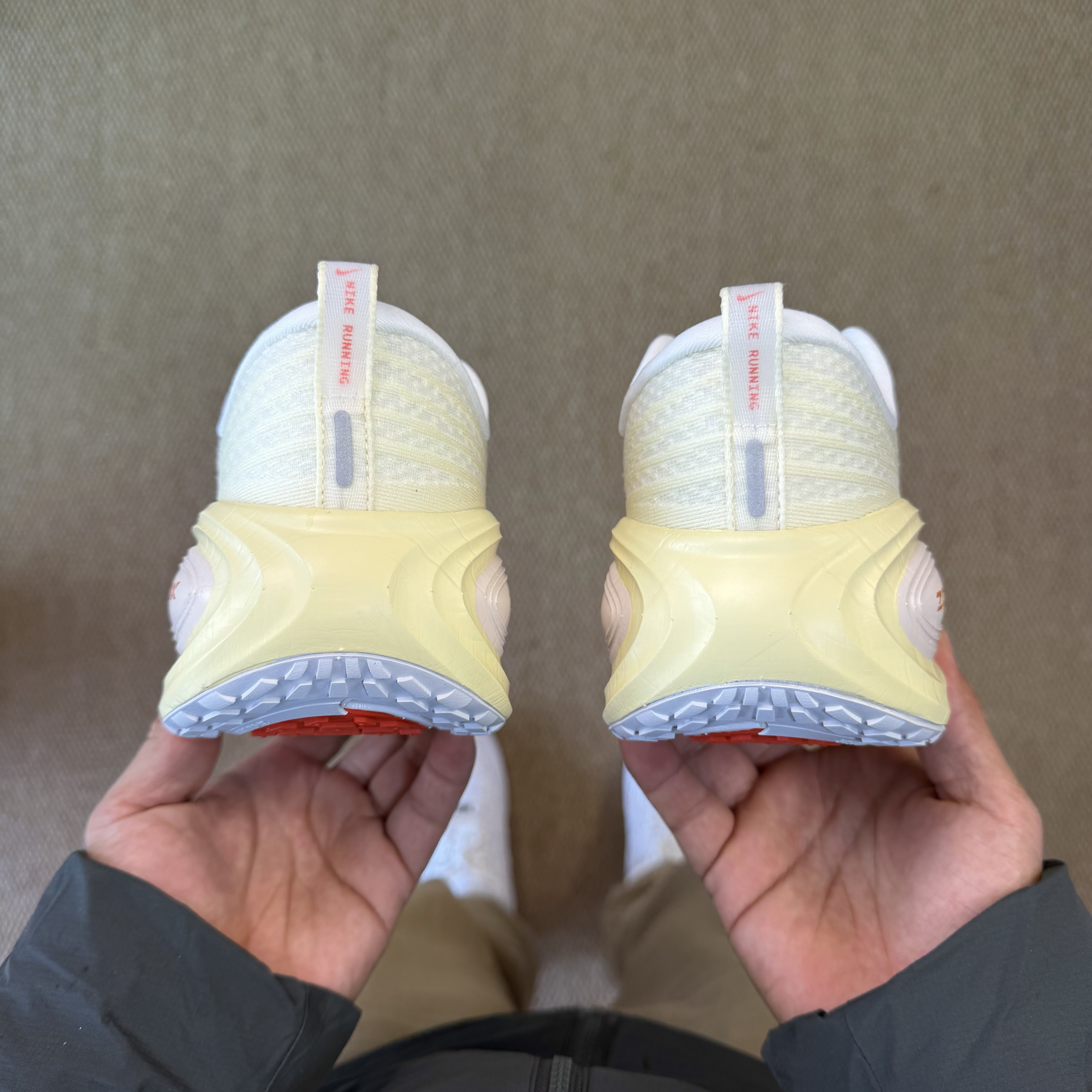 Nike Vomero Plus IM5020-100