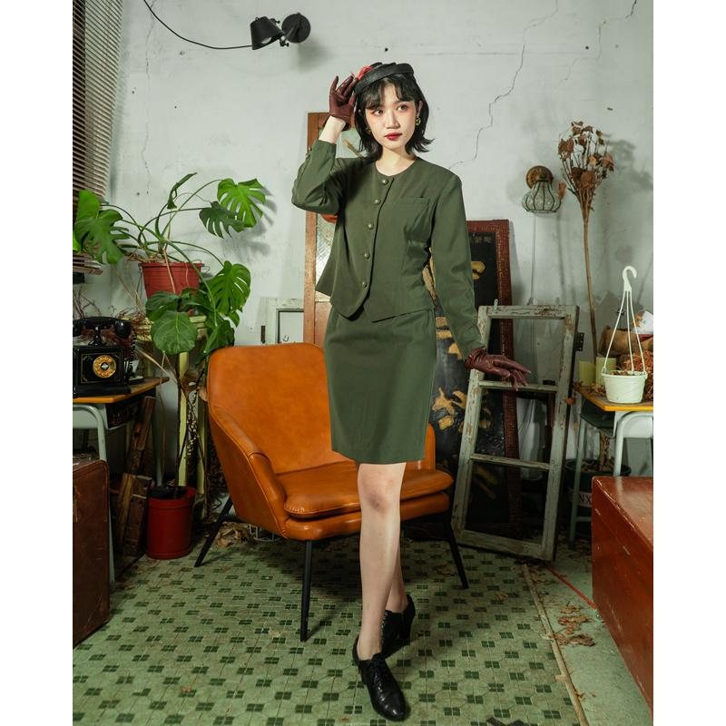 Vintage C.a. 1980s Lambelle Deep Olive Green Twin Set - Round Collar Blazer & Skirt(MT1607-7)