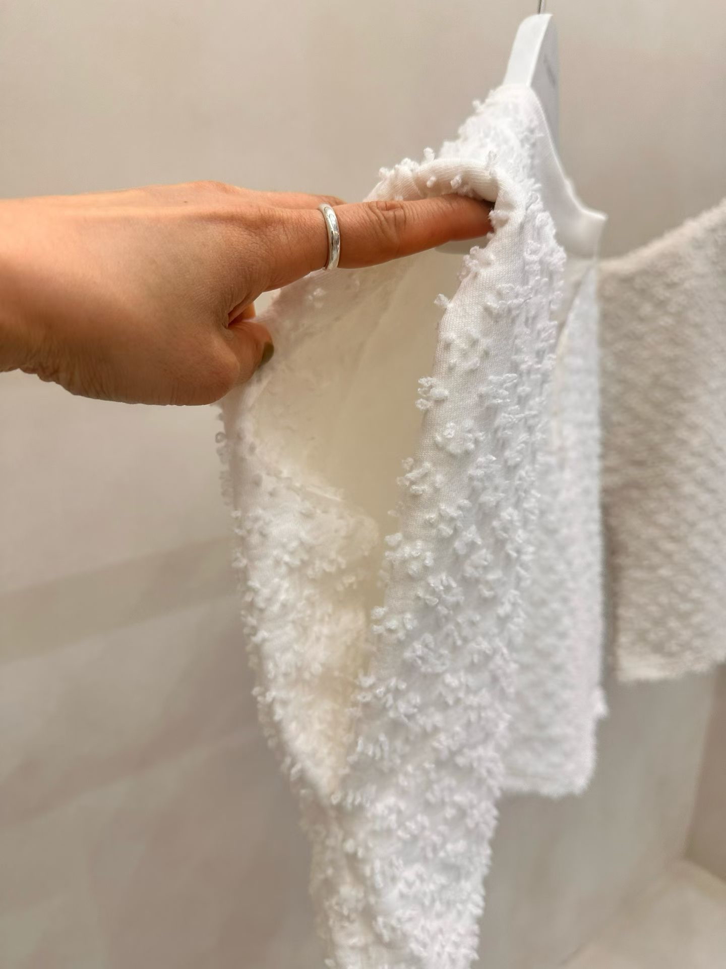 V vest sweater