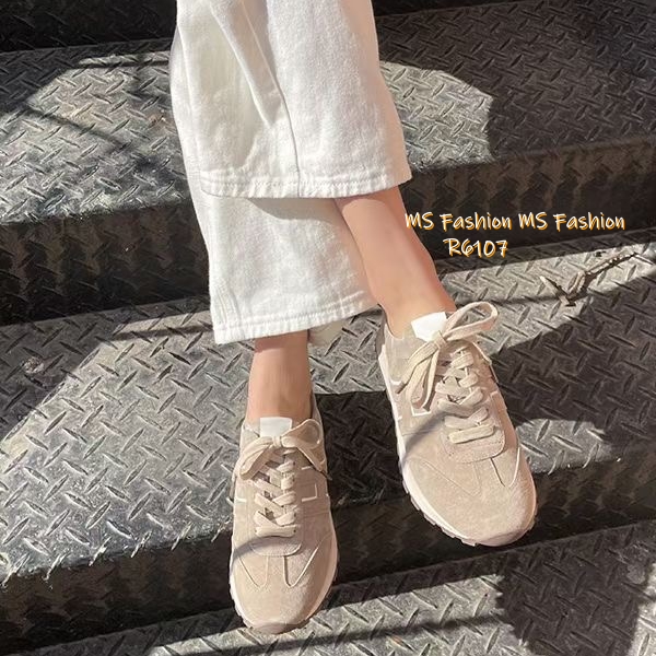 R6107 韓國🇰🇷真皮後拖sneakers