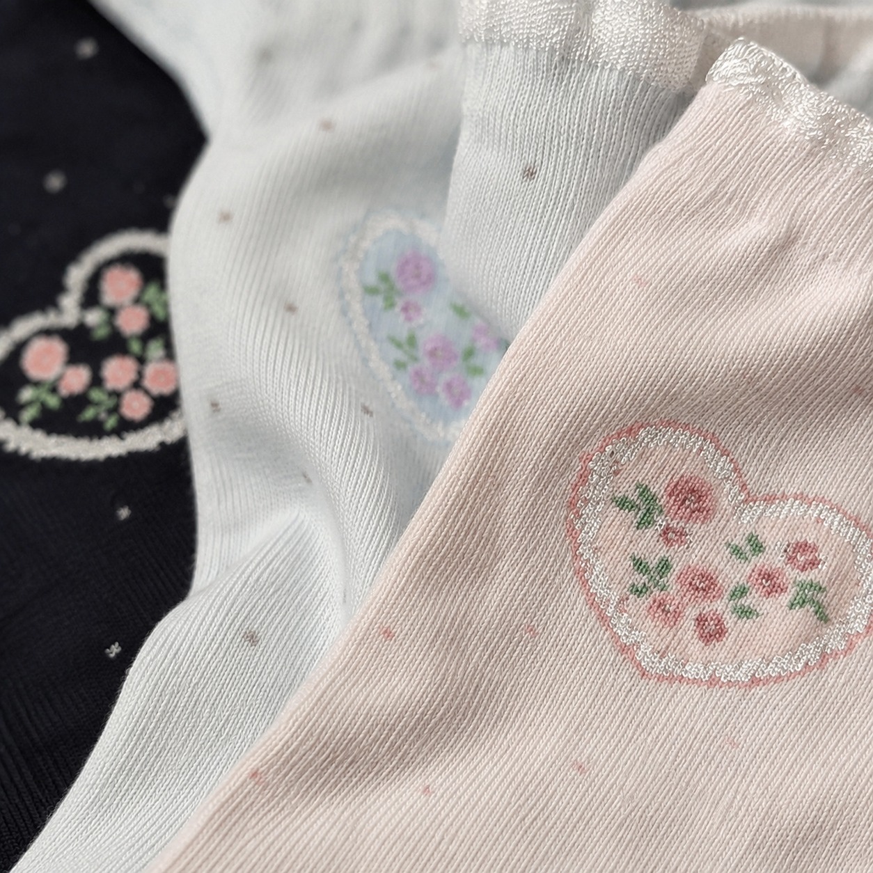 Korean Cushion Flower High Crew Socks