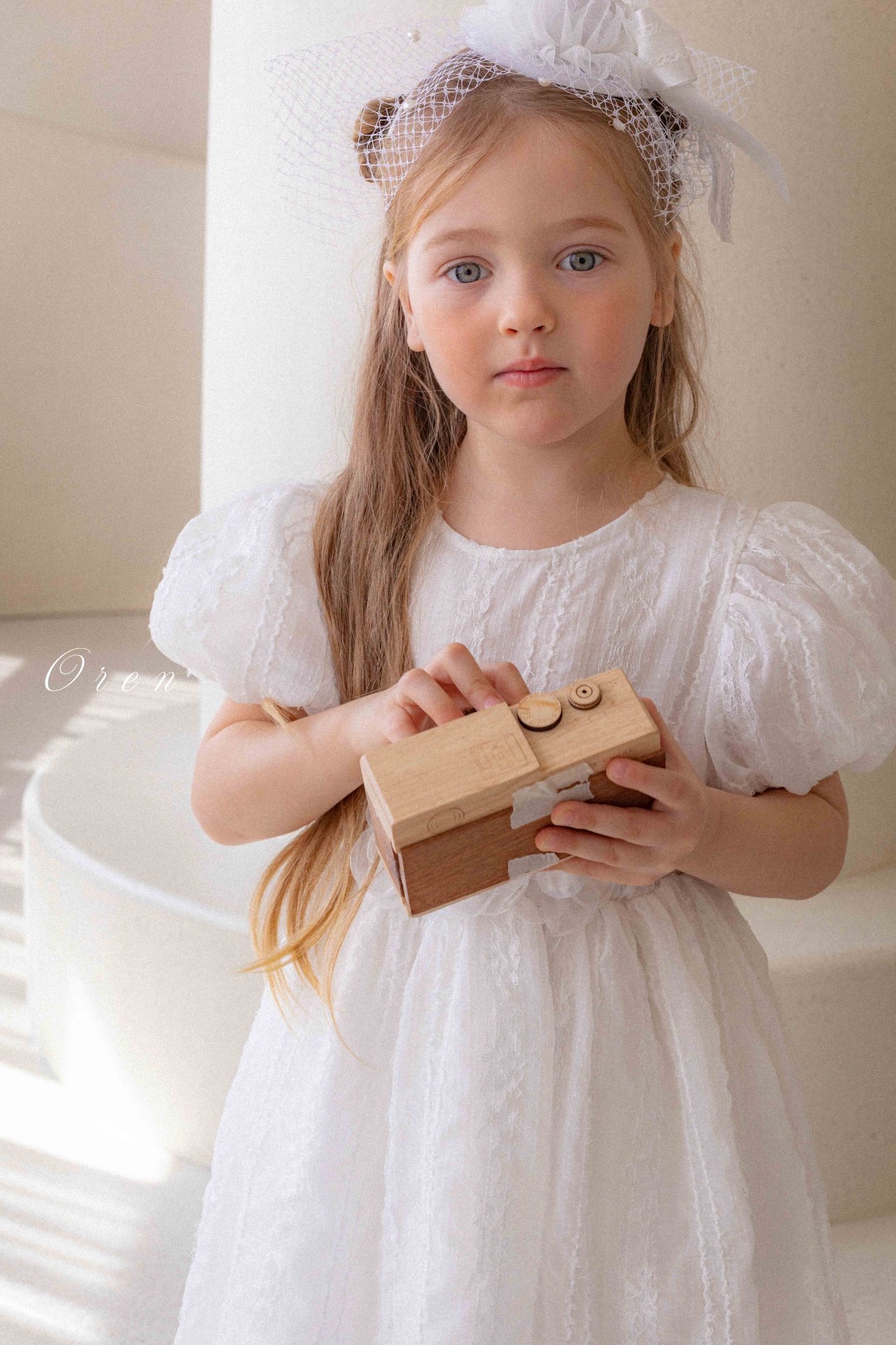 ☀️預訂 韓國直送☀️🇰🇷Oren Edel Pure蕾絲紋理花卉腰帶泡泡袖包屁裙/連身裙