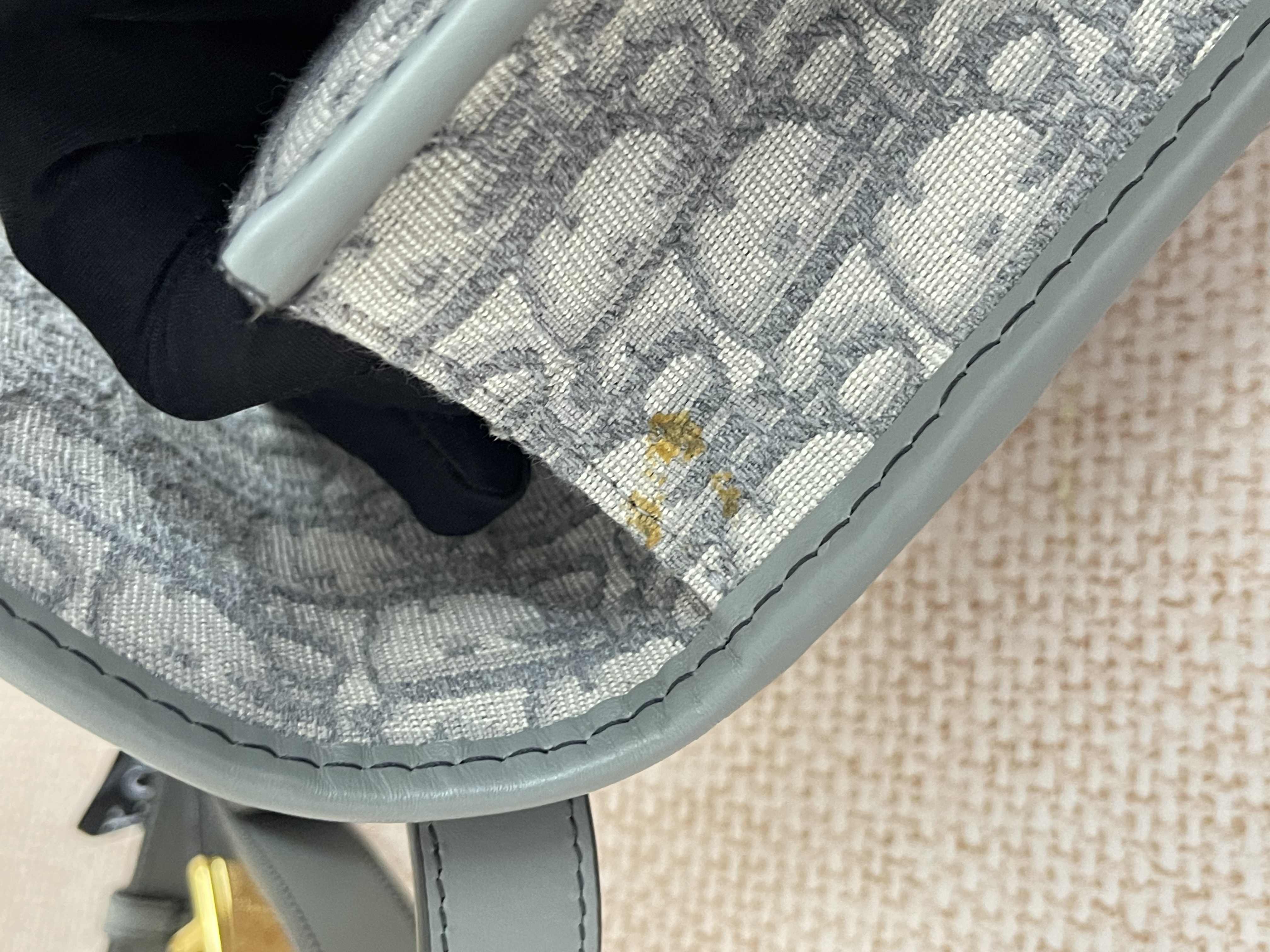 Pre-owned Dior 30 Montaigne / Product Code: 26052003