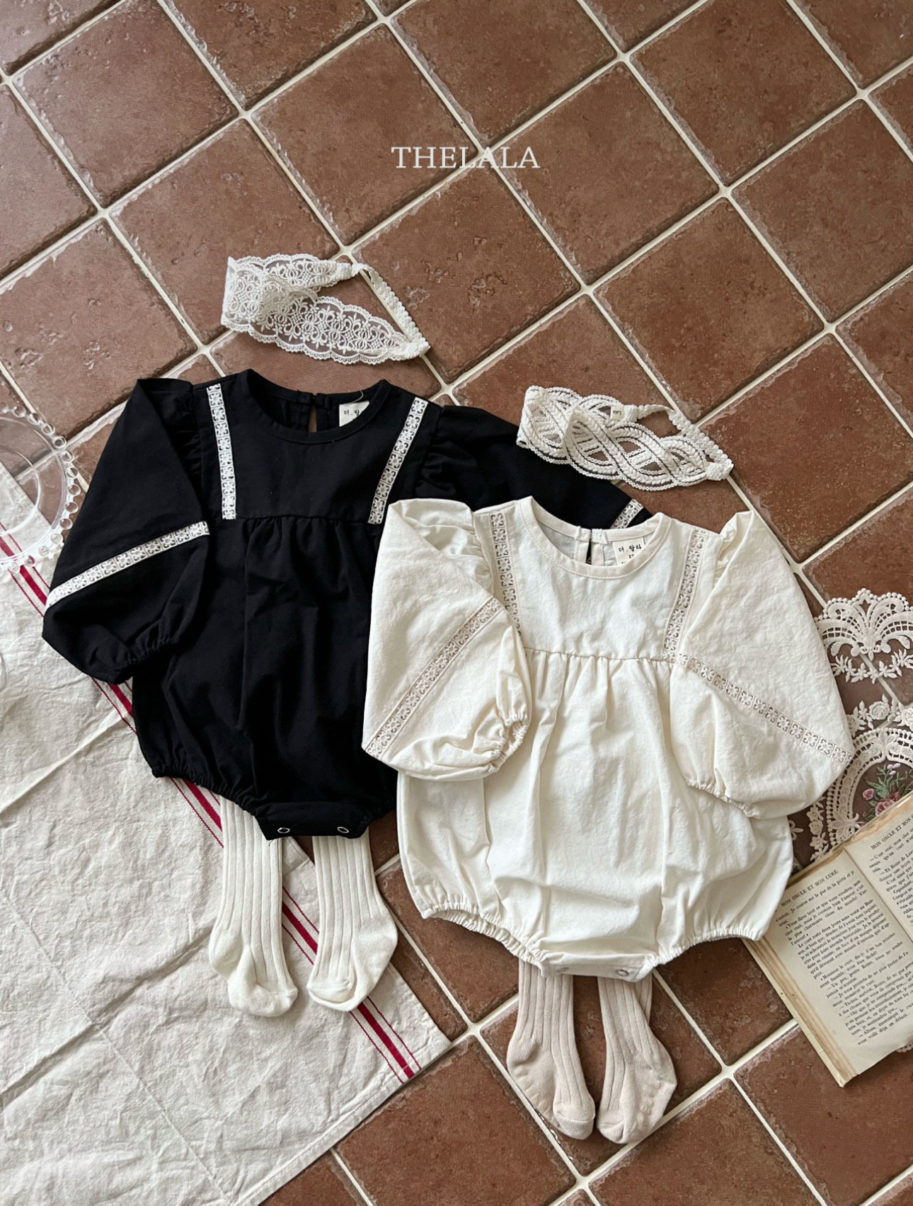 🌸預訂 韓國直送🌸🇰🇷THELALA兩色蕾絲花邊長袖包屁衣