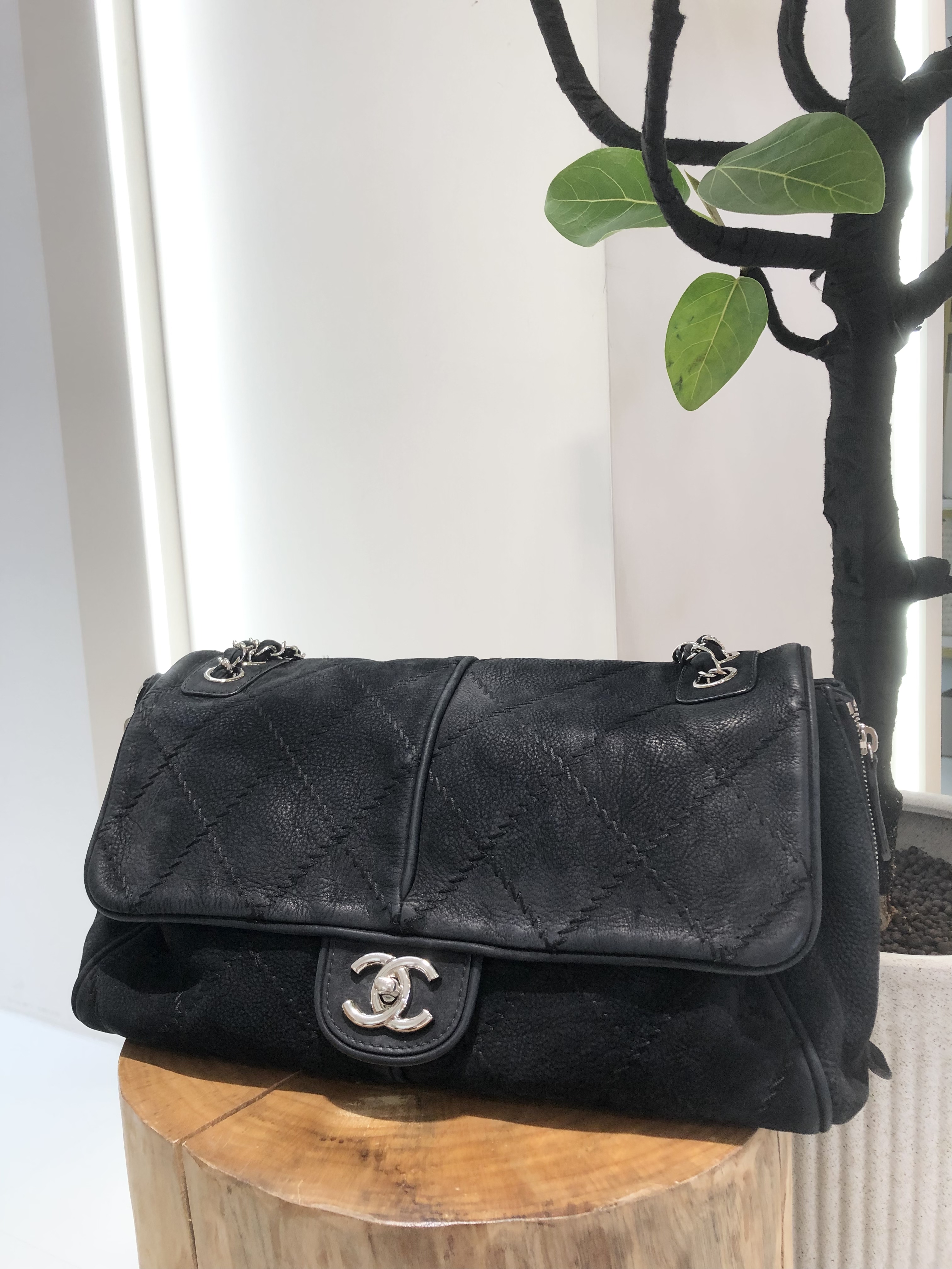 Pre-owned CHANEL Flag Bag/Black/ Product Code: 2491407