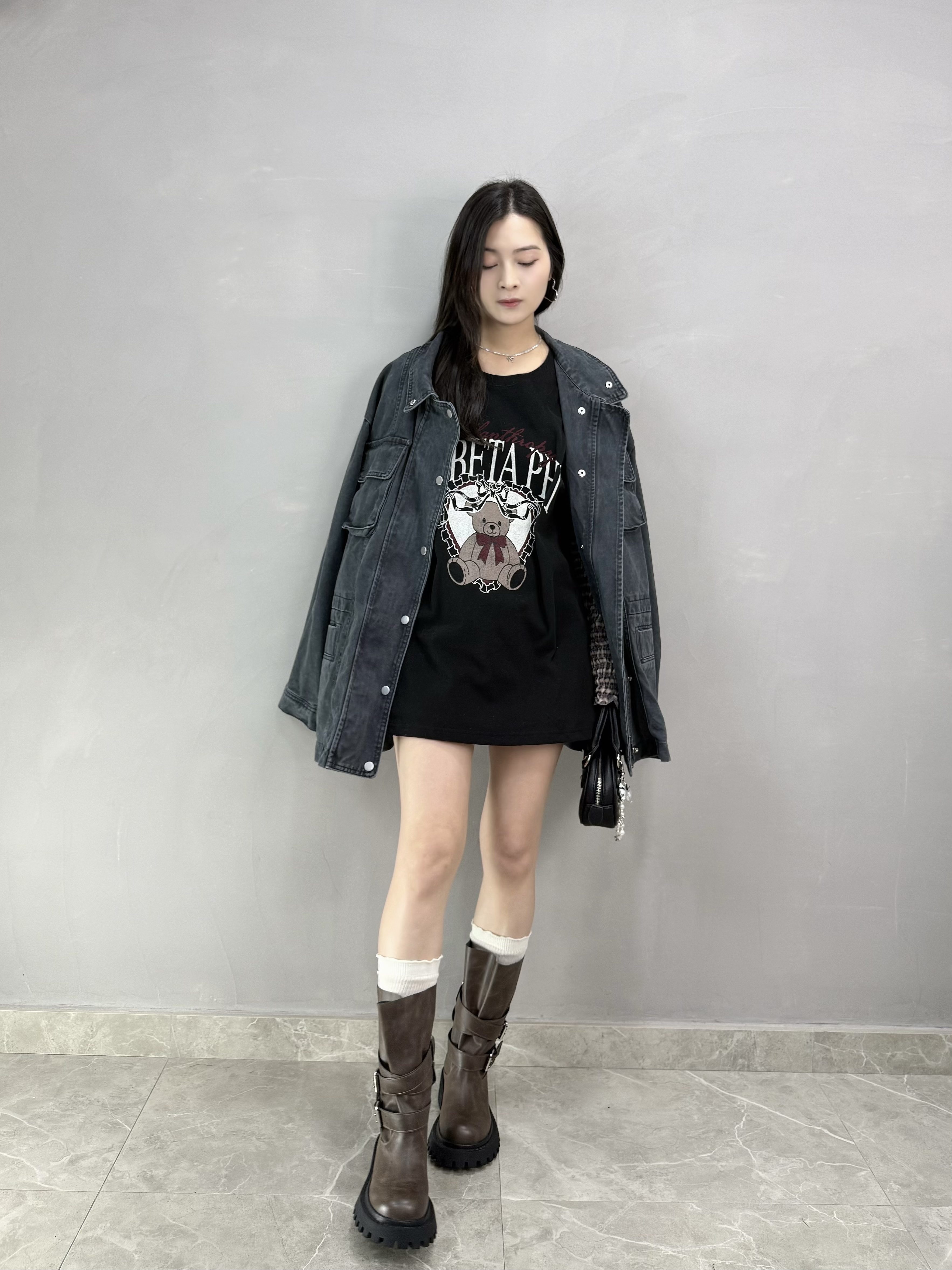 G80 假兩件格仔袖熊仔Tee