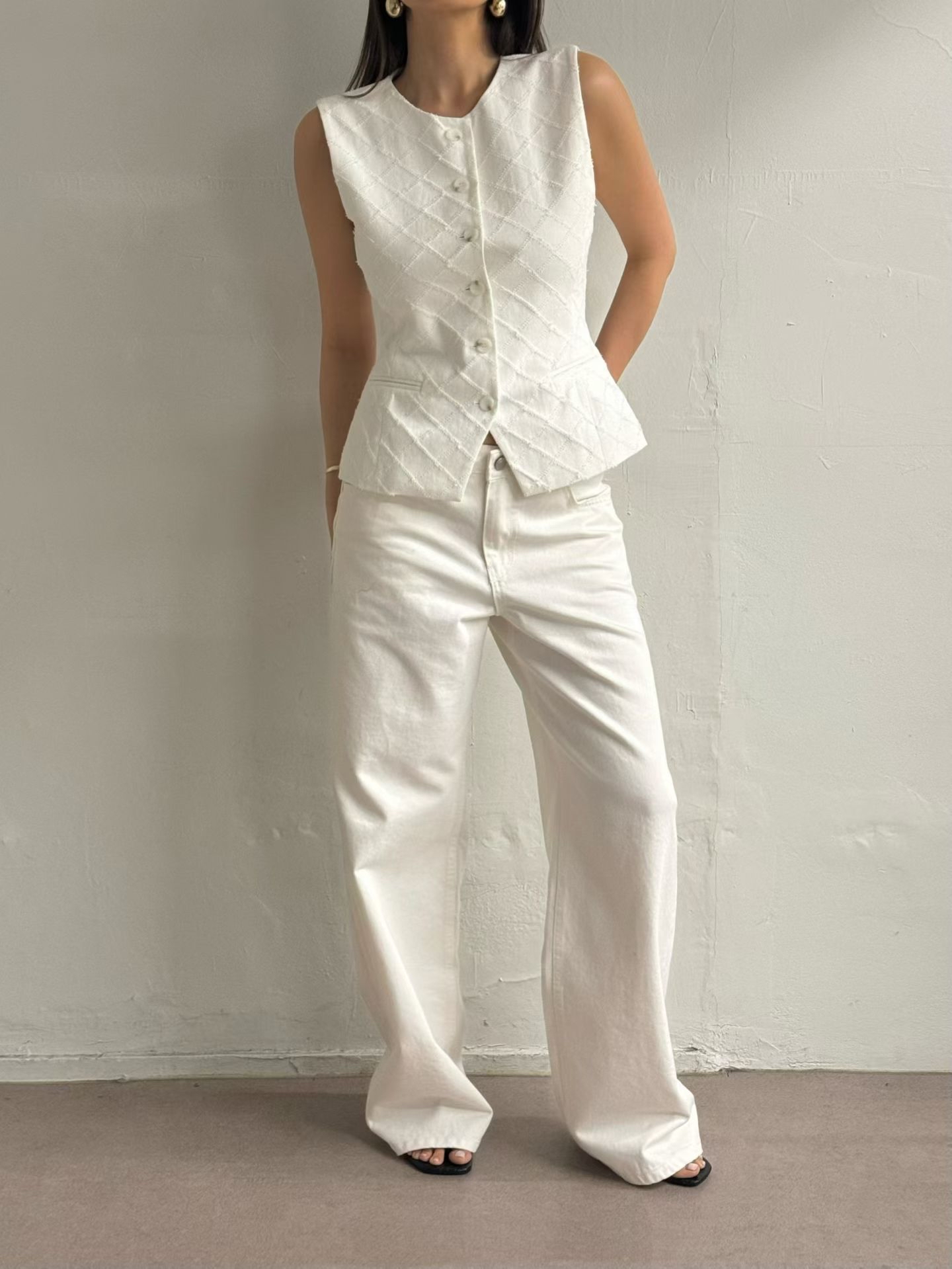 MARGOT Elegant Diamond Vest