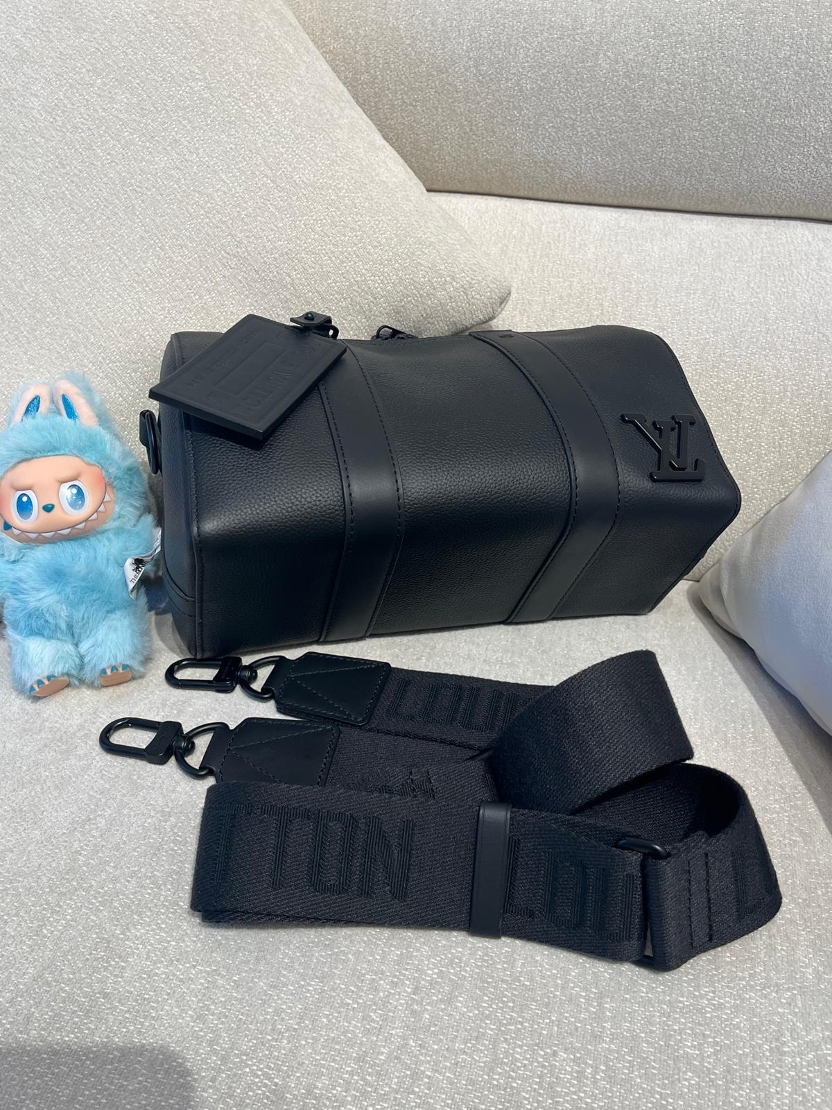 Lv city keepball 100%Authentic ,95%new ✅dust bag✅盒