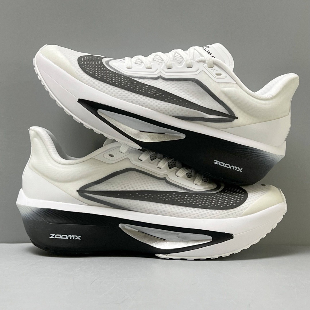 Nike Zoom Fly 6 FN8454-100    