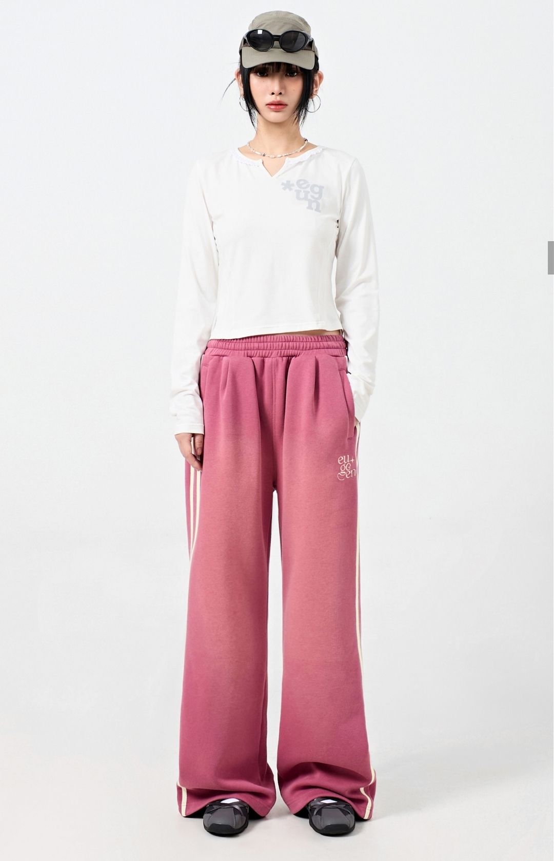Euggen Washed Semi-Bootcut Track Sweat Pants 