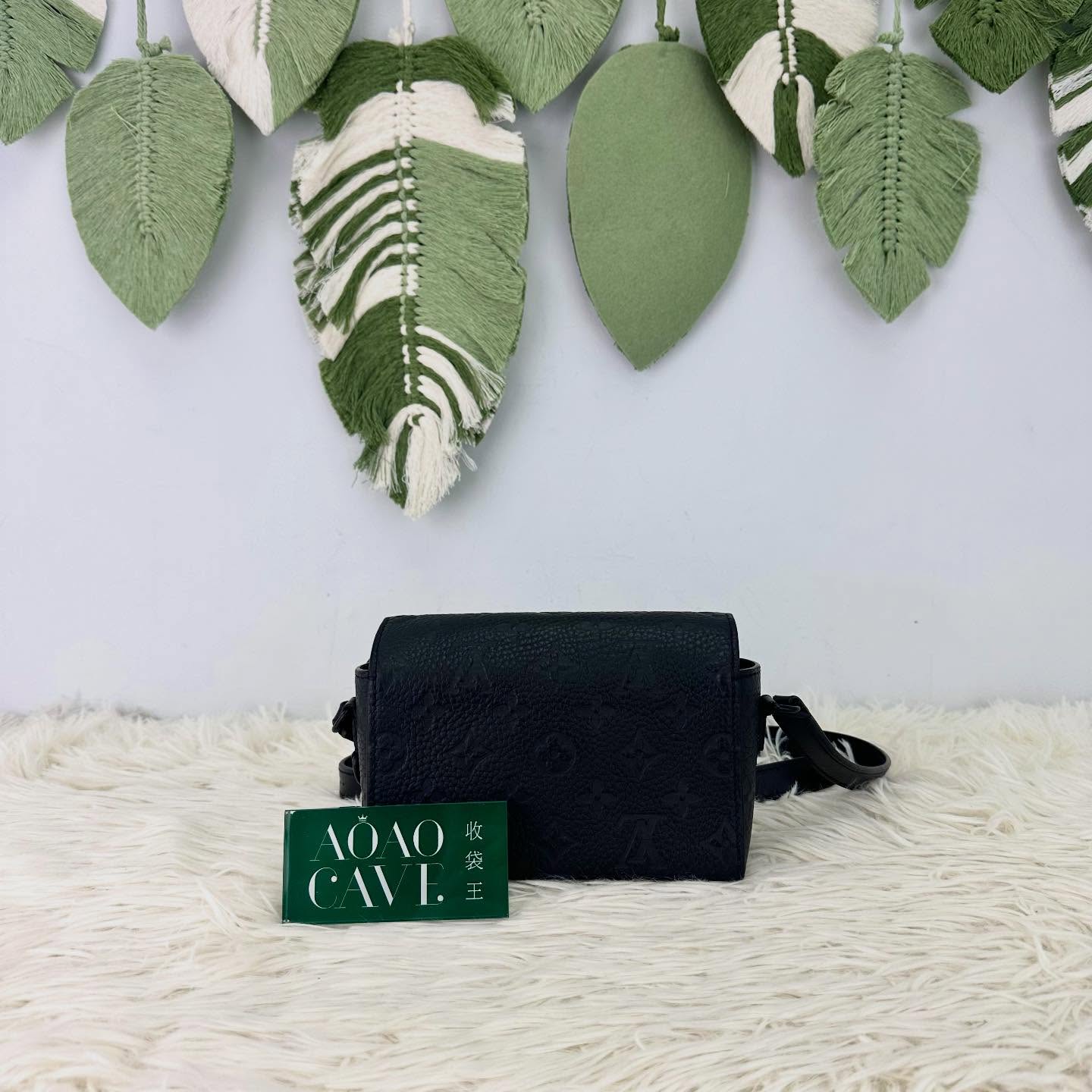 LV 🤍PRE OWNED 黑色真皮壓紋 Steamer 晶片款 🖤