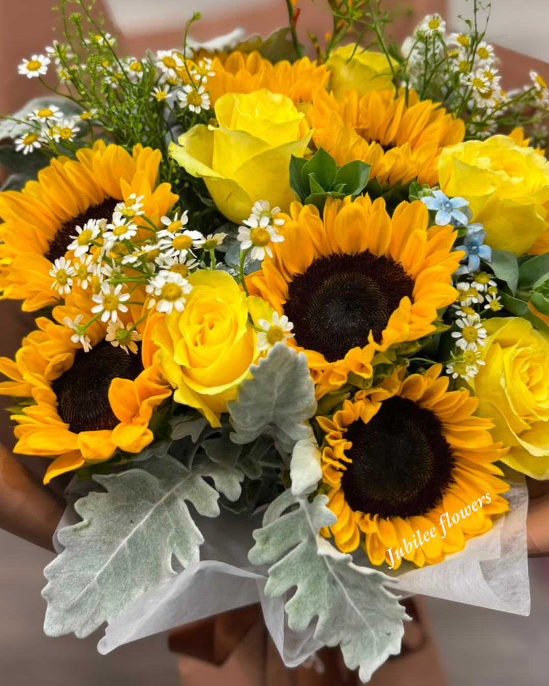 🌻向日葵 · 黃玫瑰花束