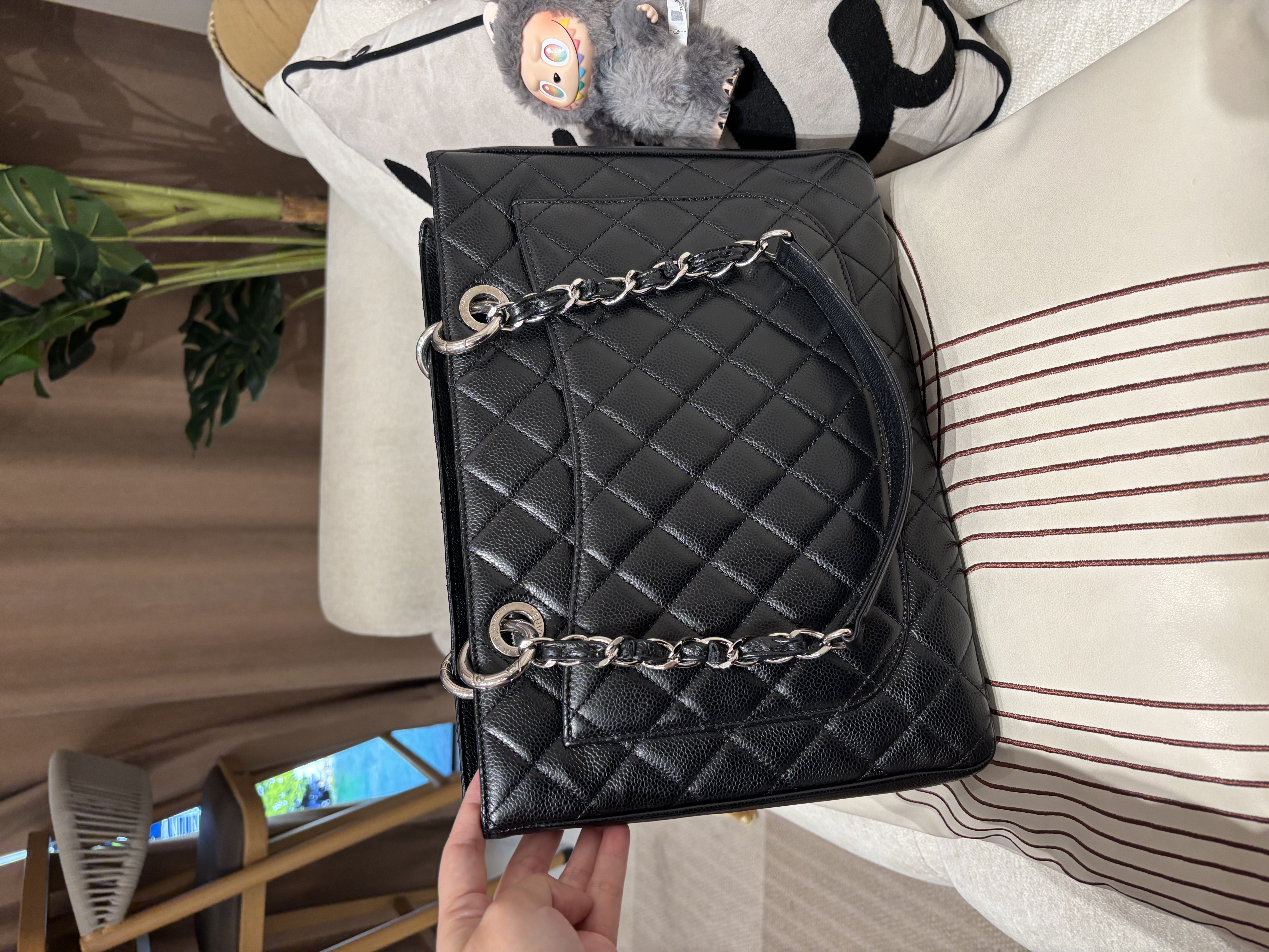 Chanel GST Tote Bag 黑色荔枝牛皮銀鏈 100%Authentic, 98%new ✅19 card ✅dust bag 