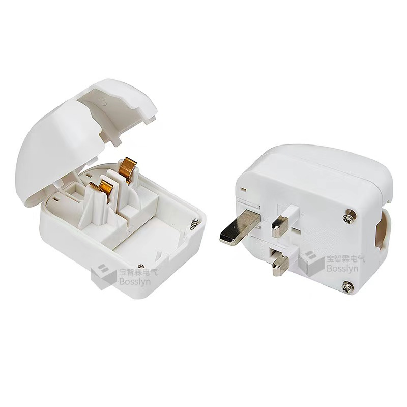 China 3 flat pins to Local / UK 3 pins Socket adaptor convertor with Safety Fuse