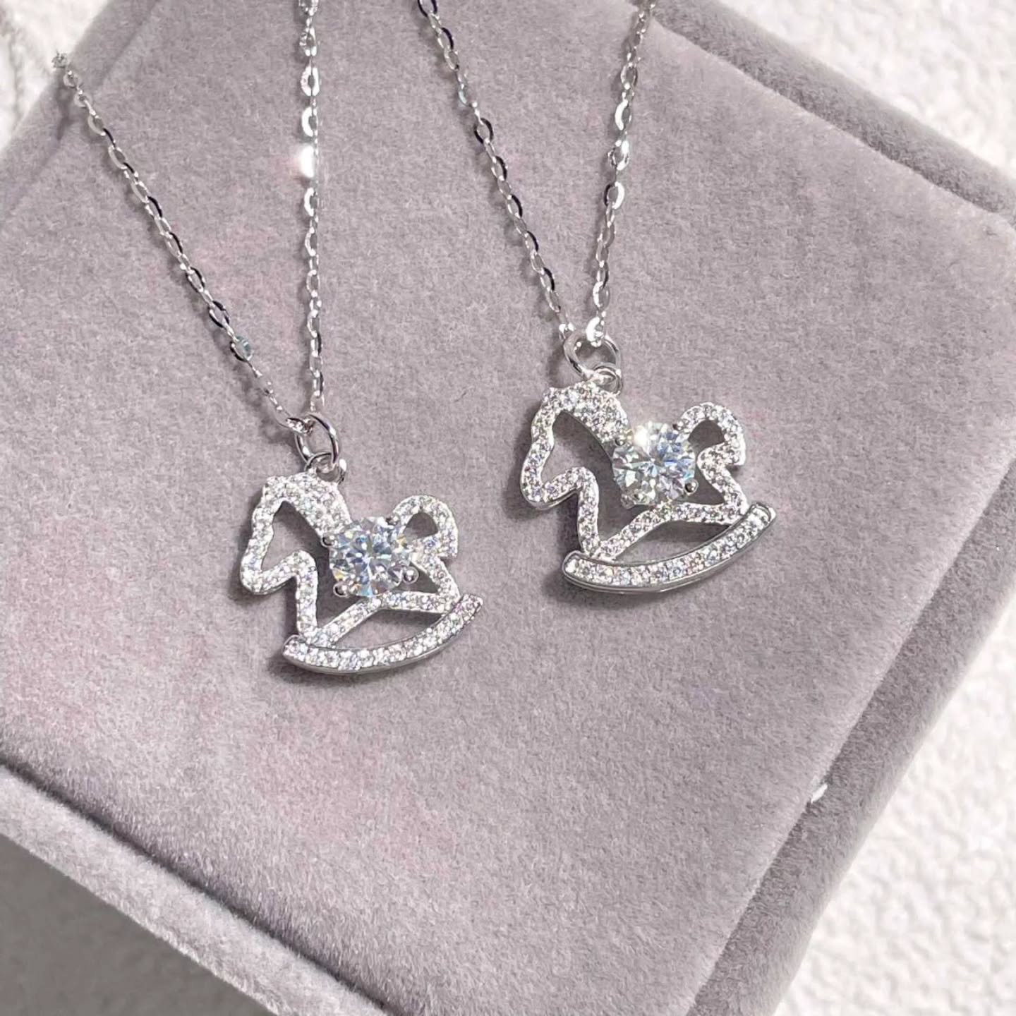 S925银50分莫桑钻木马项链 🇨🇳