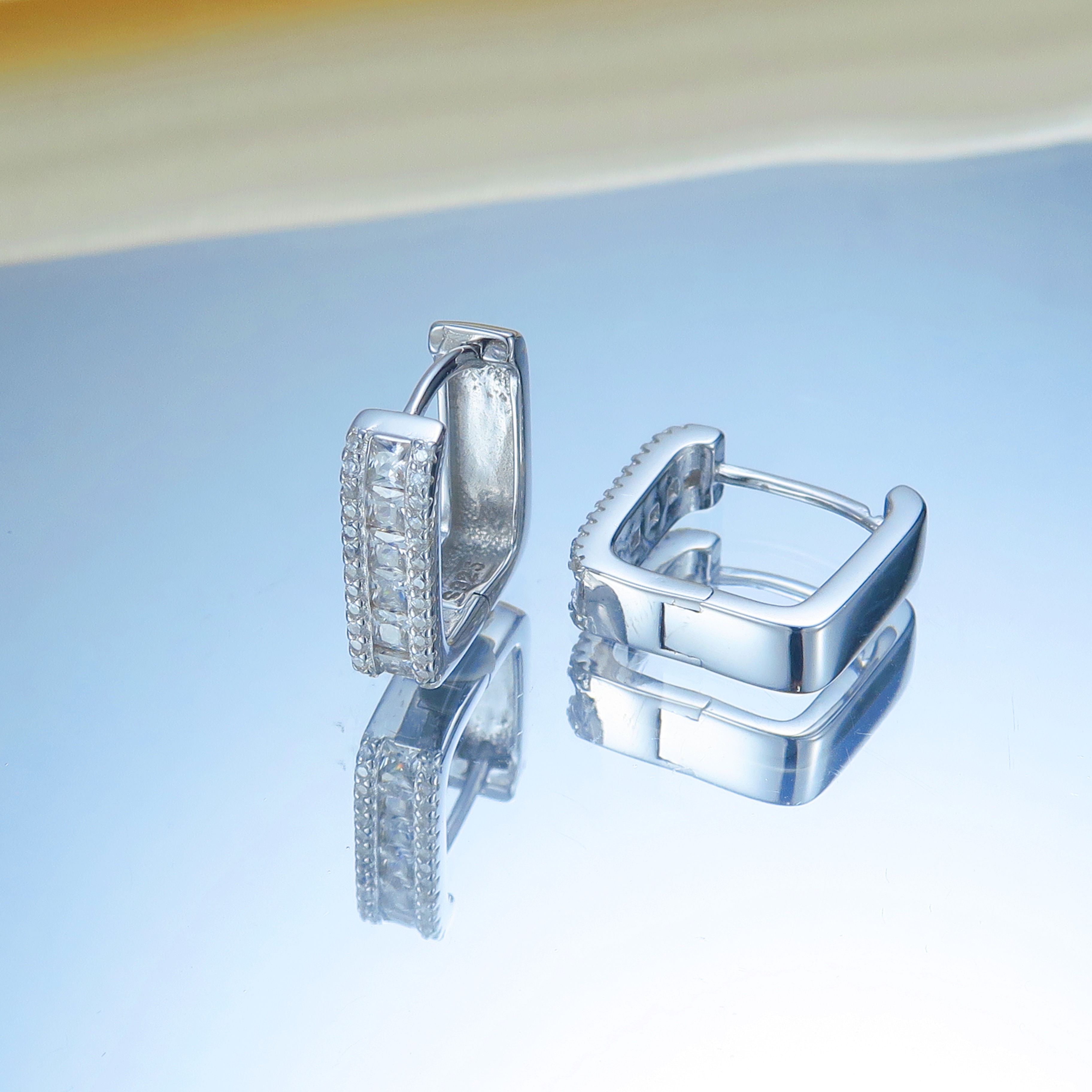 NO.E14   925純銀耳環  內徑約11mm 