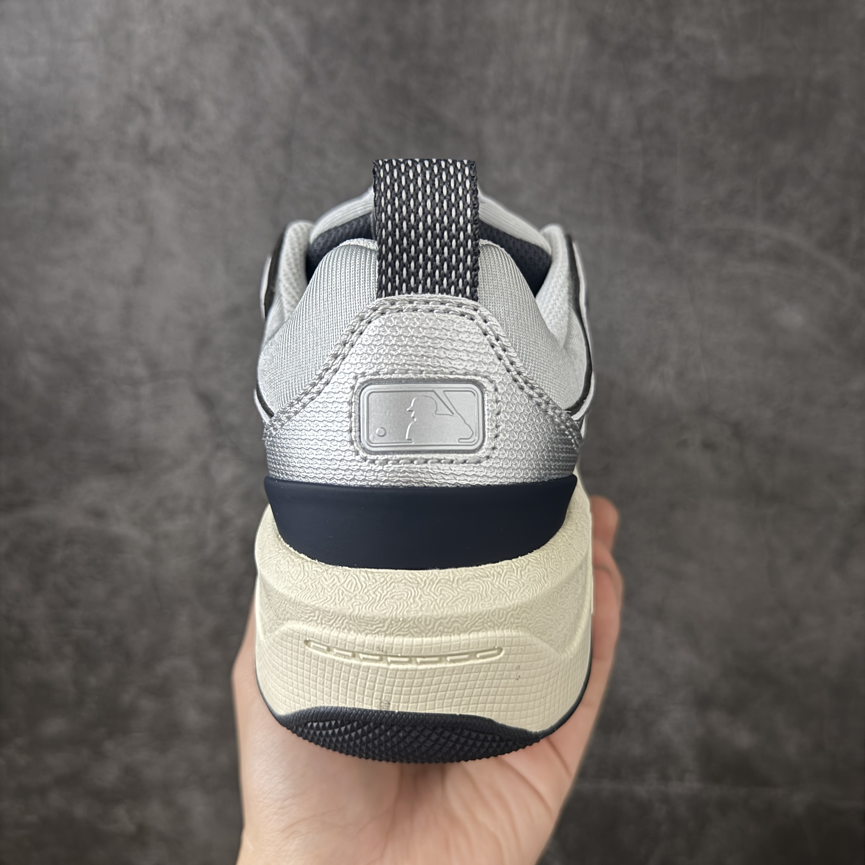 MLB Chunky Liner Basic