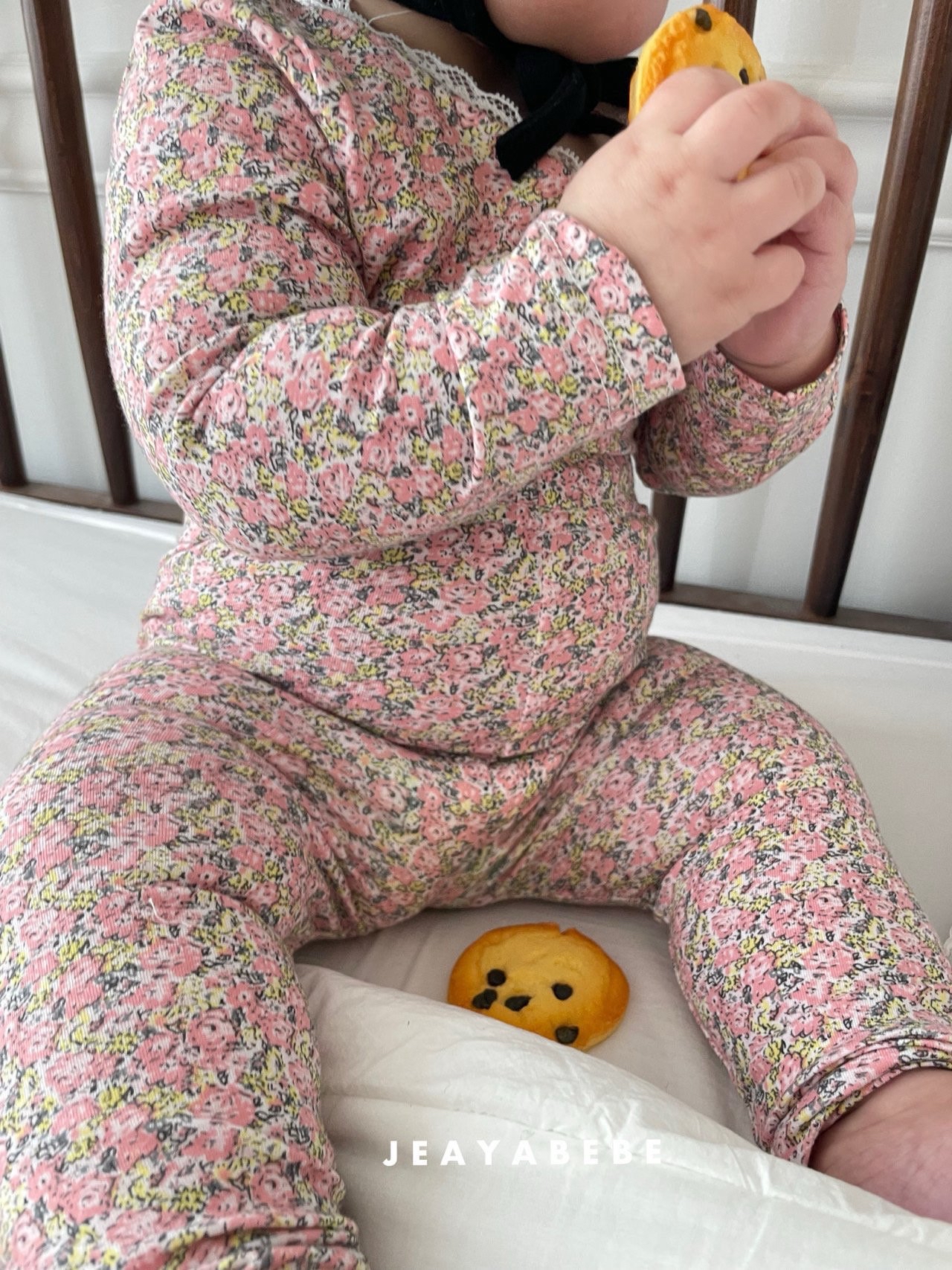 🇰🇷jeayabebe set (tee+pants)