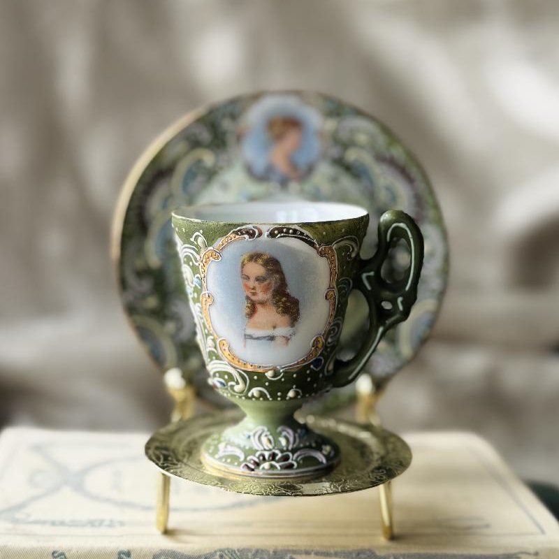 C.a. 1940-50s Ardalt Japan Handpainted Demitasse / Expresso Cup Set Duo (MT2466)