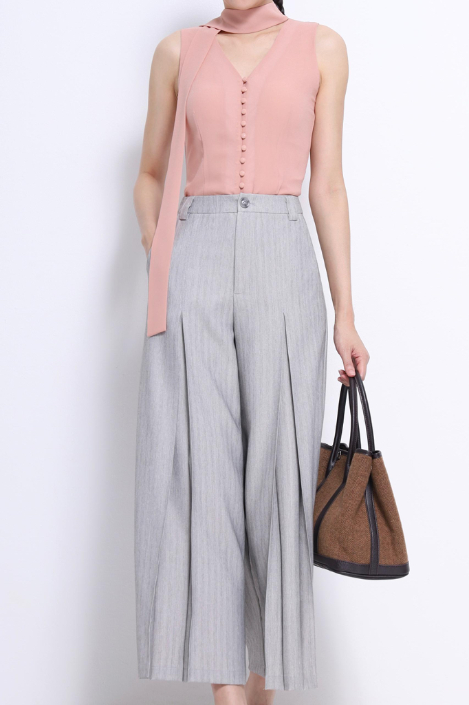 CB2696 Signature Scarf-Neck Blouse